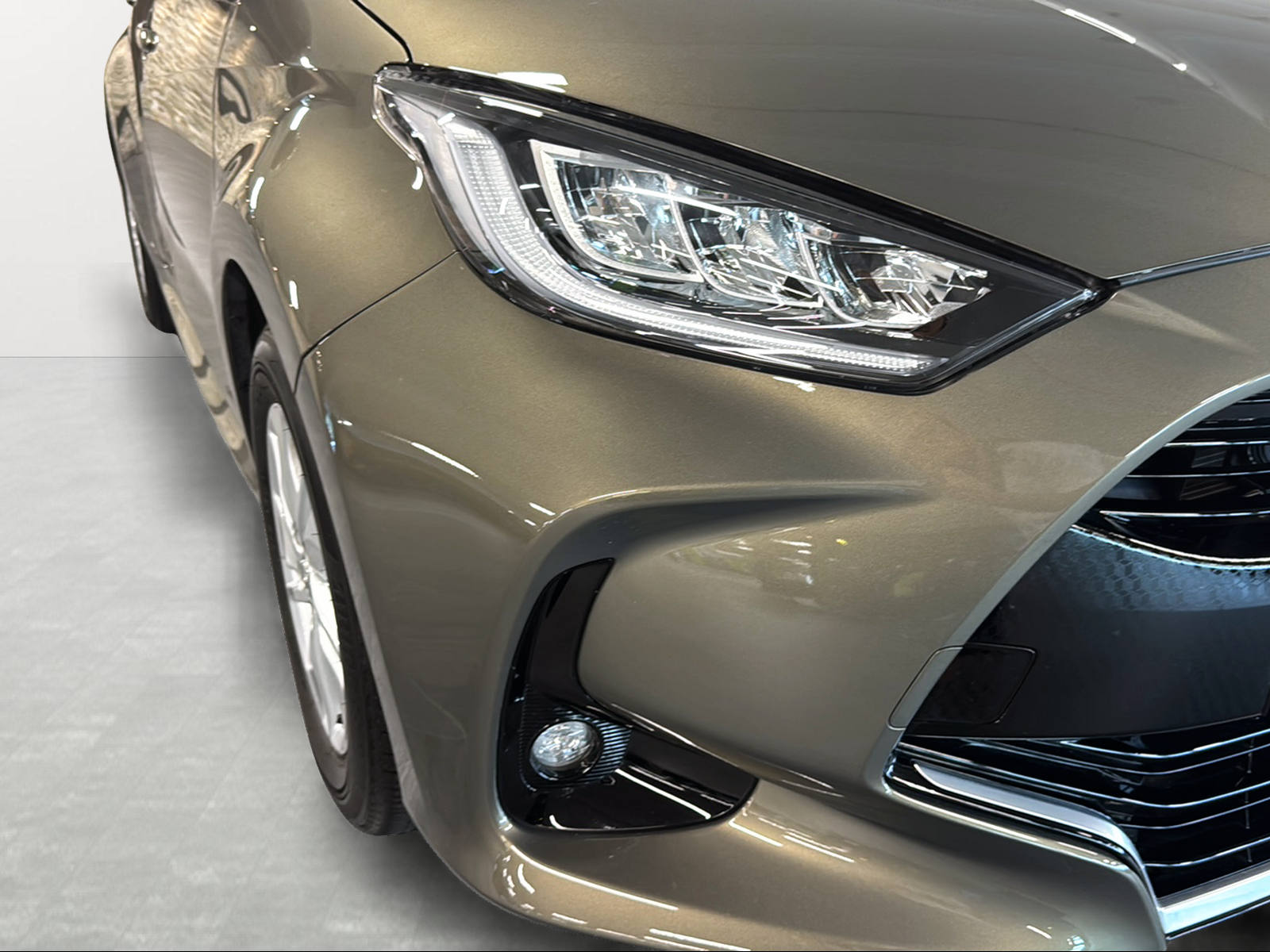 MAZDA 2 Hybrid Agile-image-17