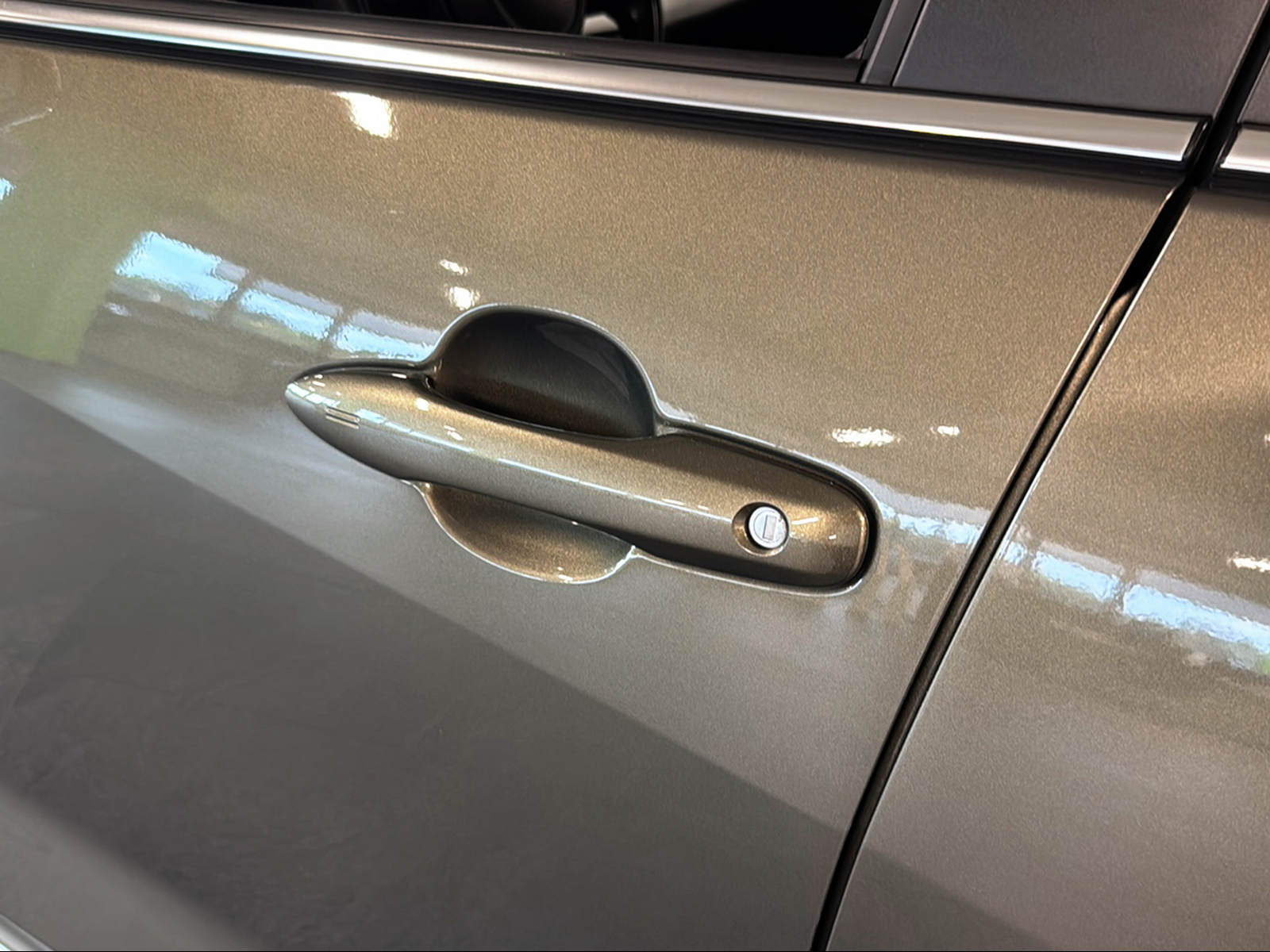 MAZDA 2 Hybrid Agile-image-18