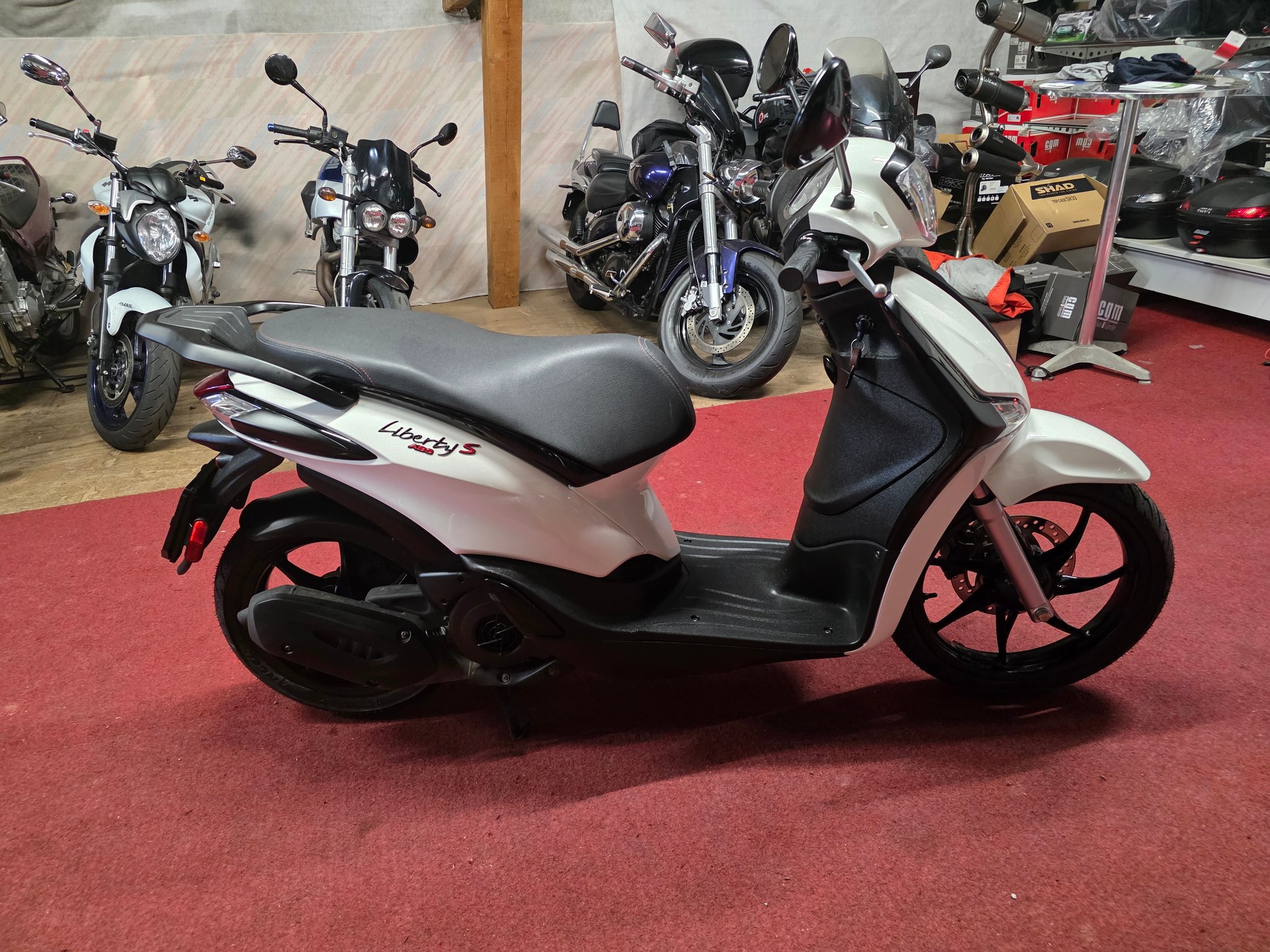 PIAGGIO Liberty 125 Sport-image-4