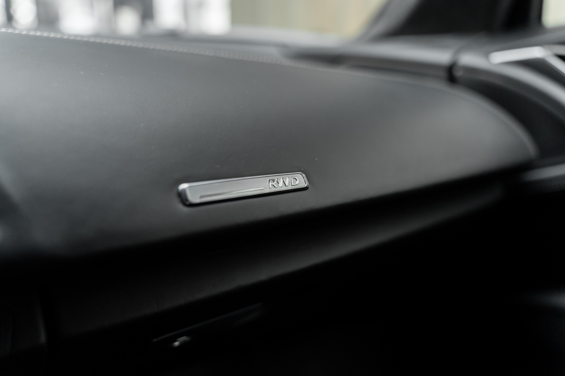 AUDI R8 Coupé RWD S-Tronic-image-12