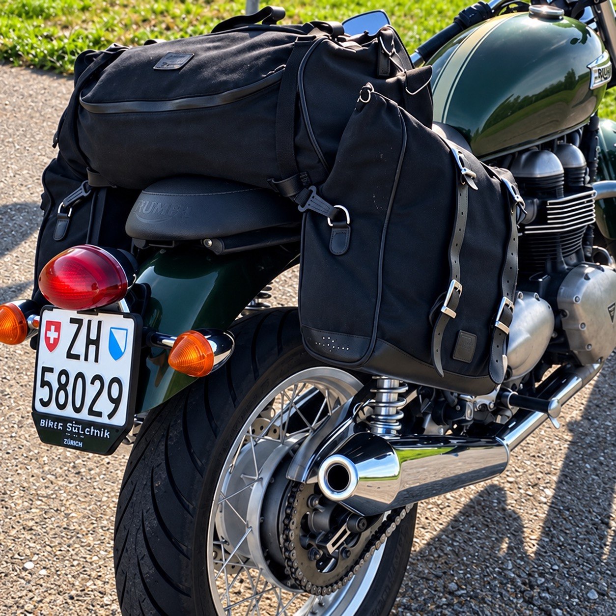 TRIUMPH Thruxton 900 i-image-5
