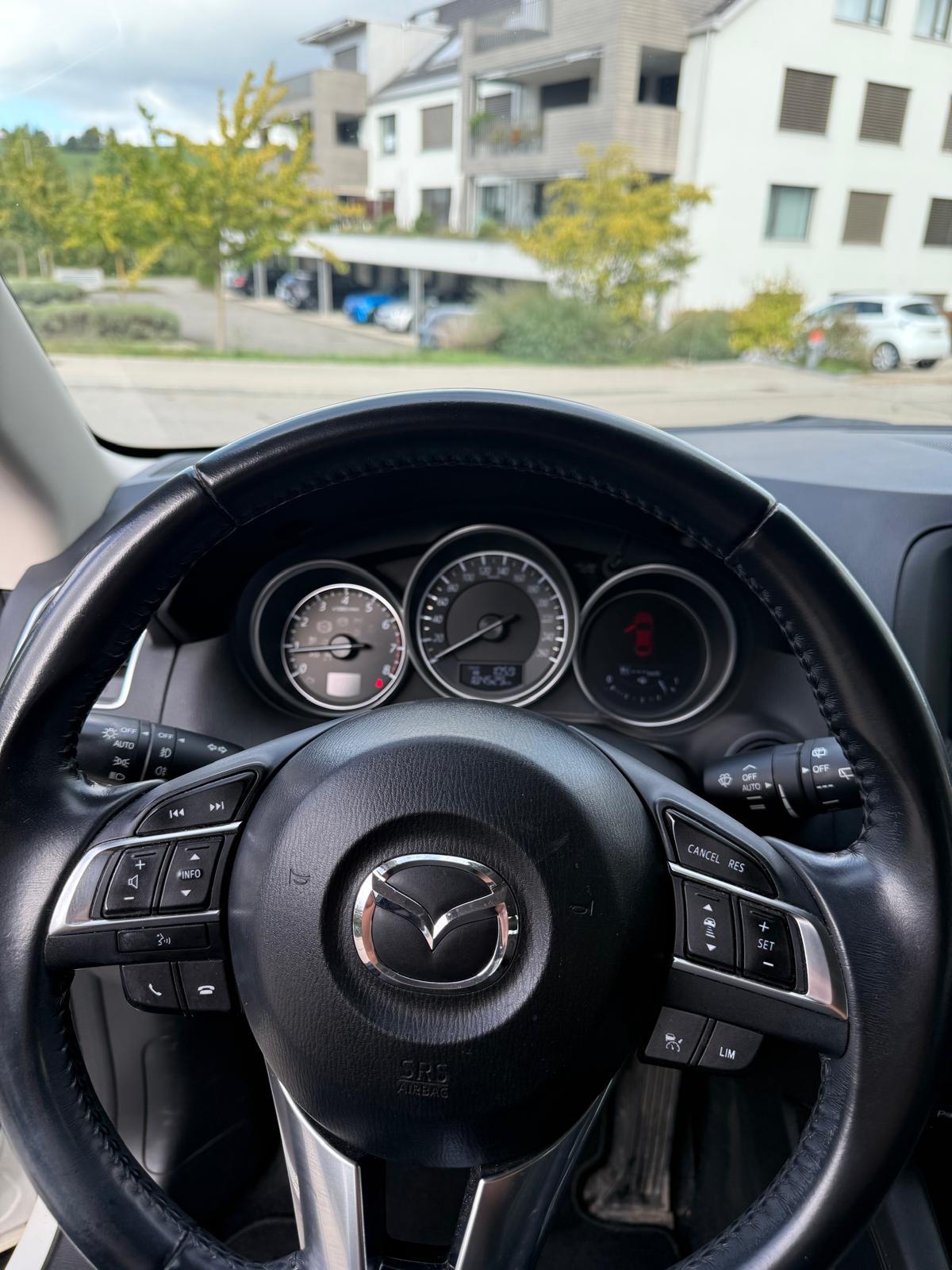 MAZDA CX-5 2.5 Revolution AWD-image-12