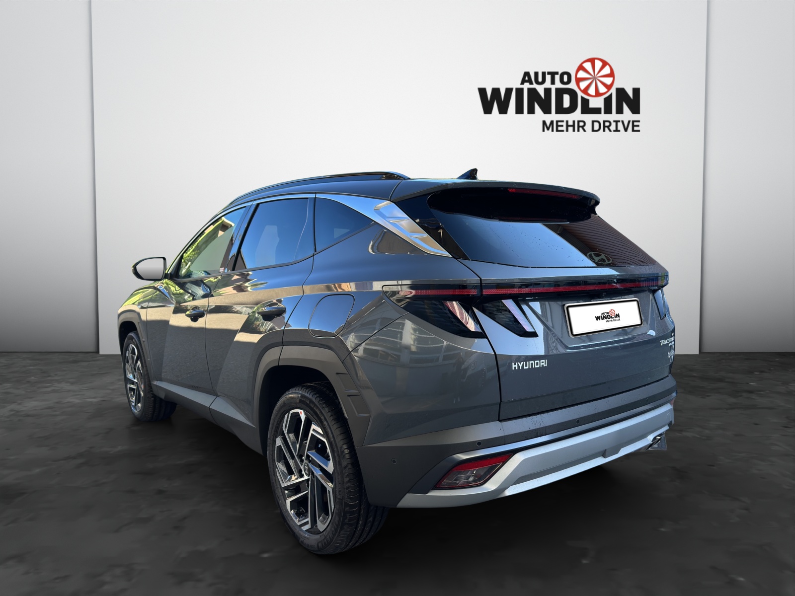 HYUNDAI Tucson 1.6 T-GDi HEV Vertex Sunroof Swiss Edition 4WD MY27-showroom-element-3
