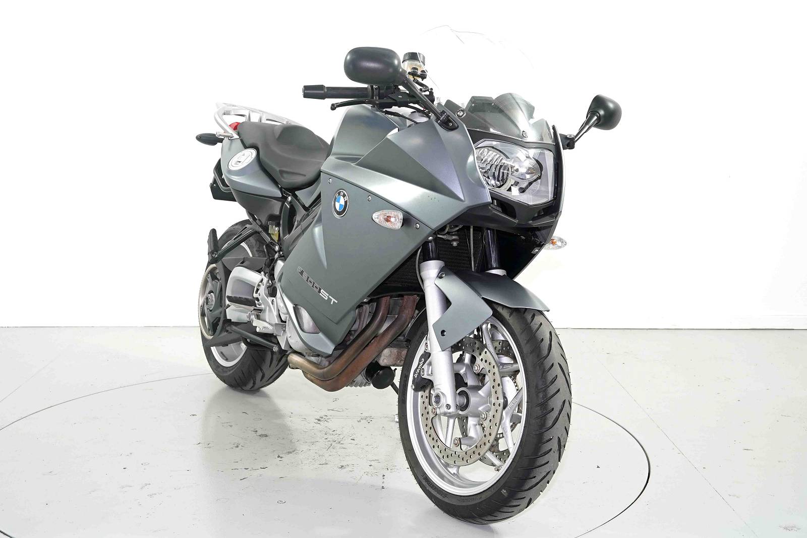 BMW F 800 ST-image-1