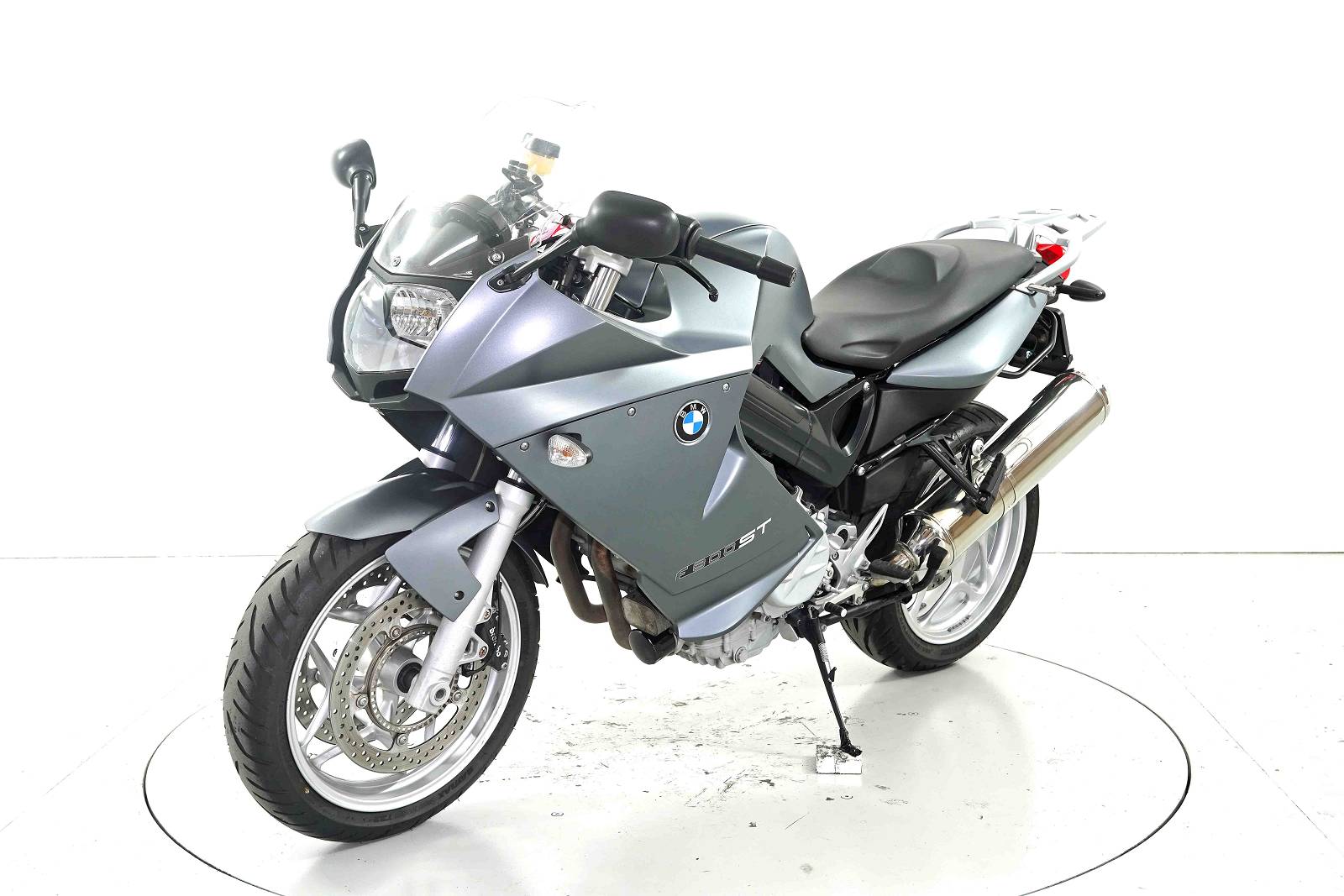 BMW F 800 ST-image-2