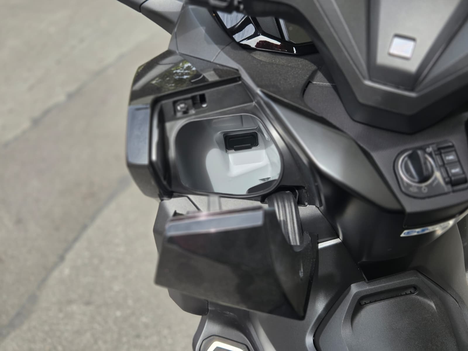 HONDA NSS 350 Special Edition-image-10
