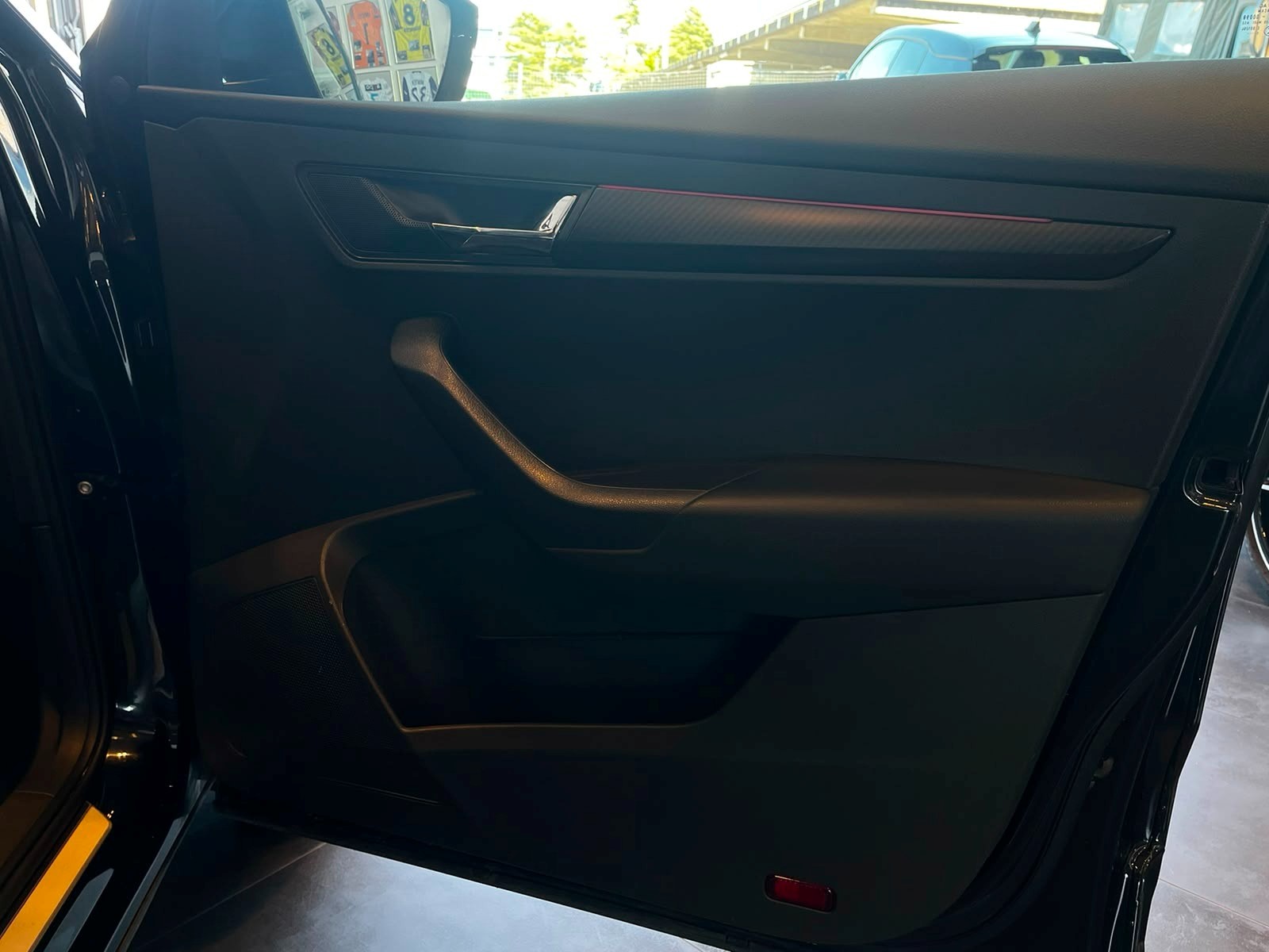 SKODA Karoq 2.0 TSI SportLine DSG 4x4-image-26