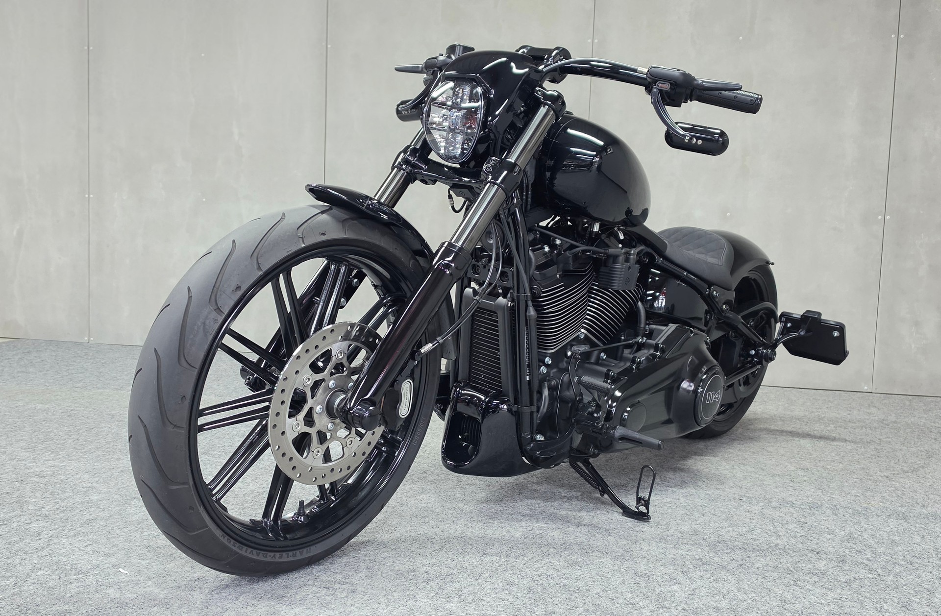 HARLEY-DAVIDSON FXBRS Breakout 114 ABS-image-2
