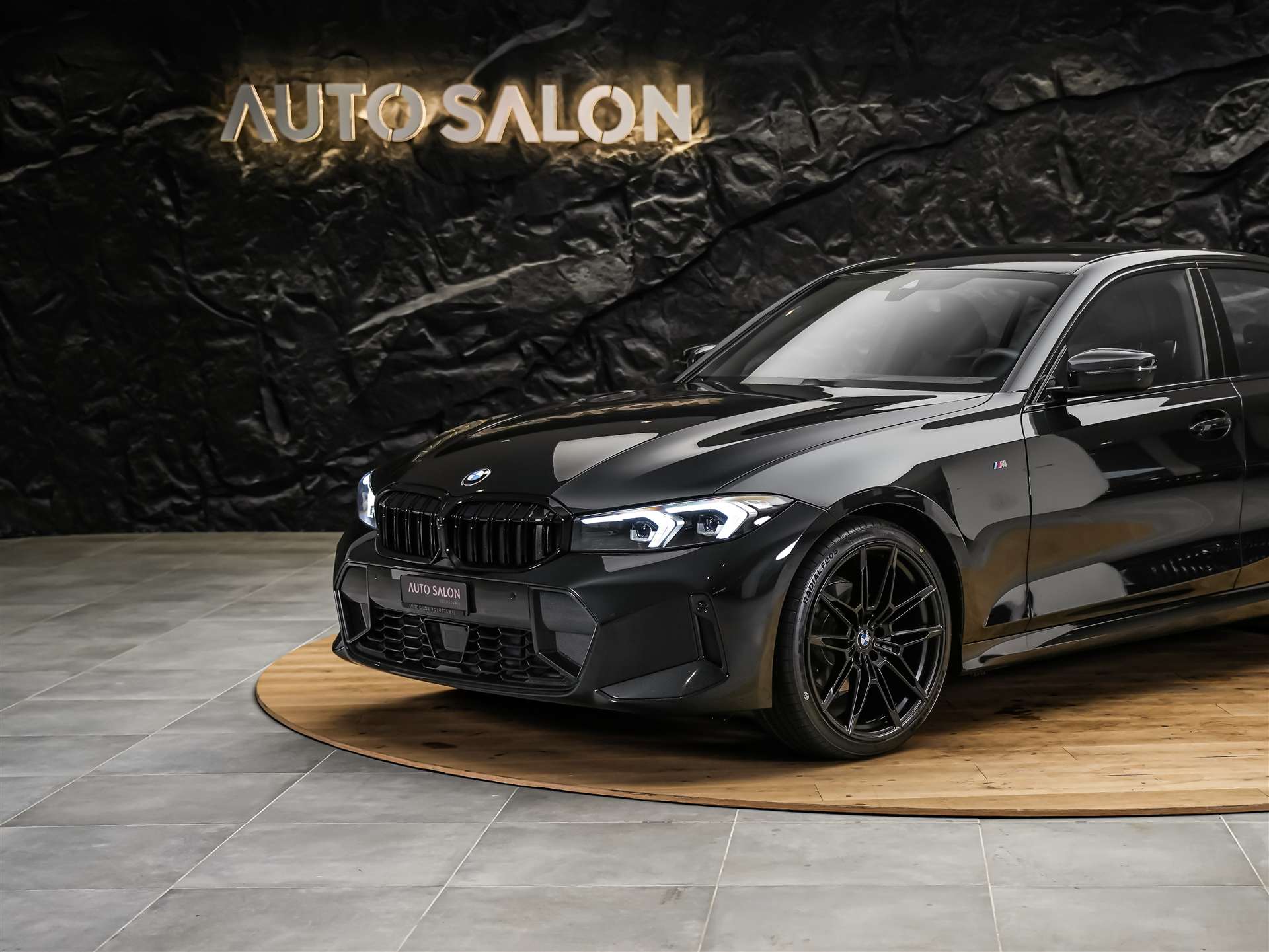 BMW 320i xDrive Steptronic M Sport Pro *ALL BLACK*Facelift*Werksgarantie*20" Felgen*Harman/Kardon*-image-14