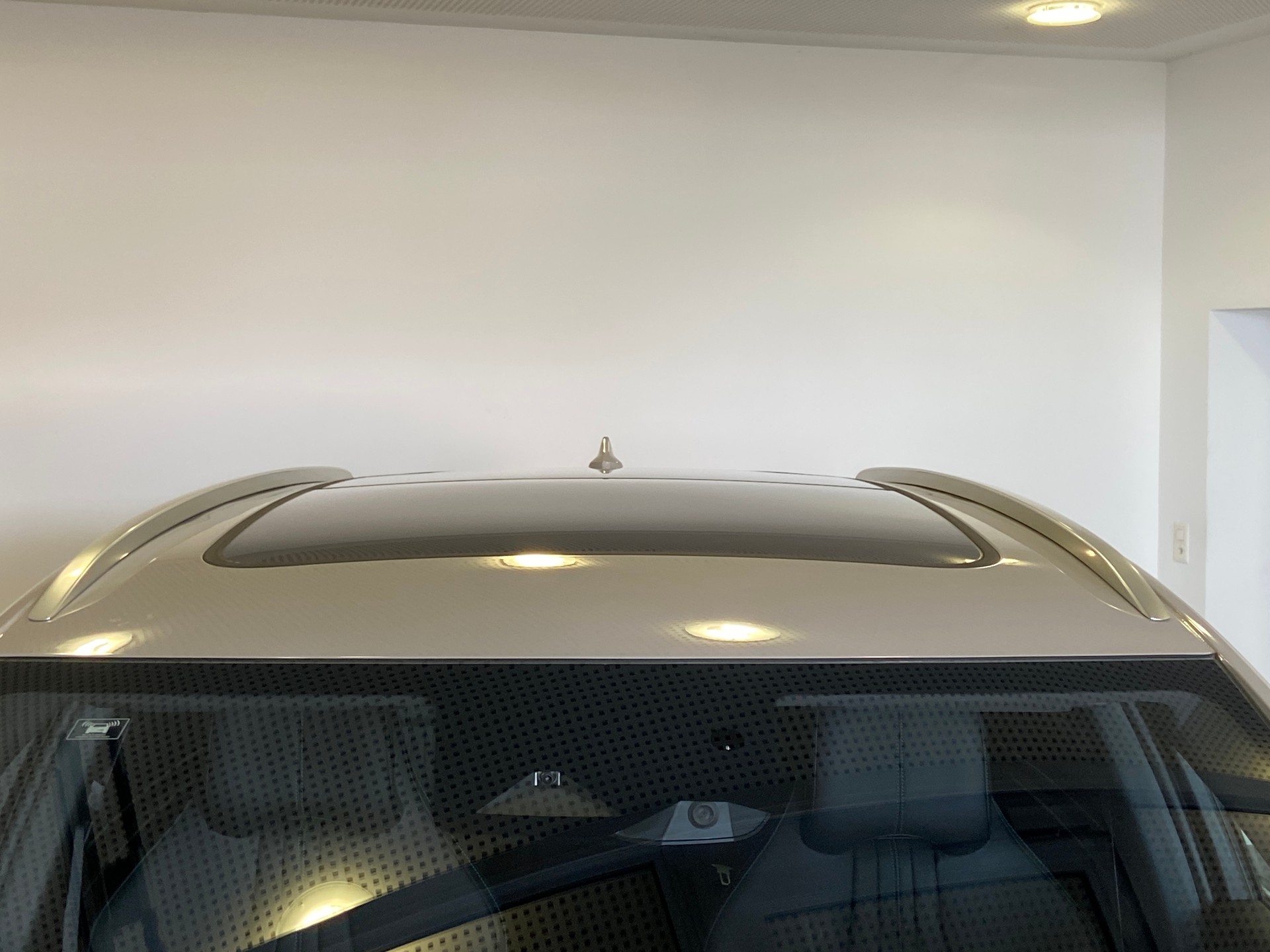 BYD Seal U DM-i Design AWD-showroom-element-3