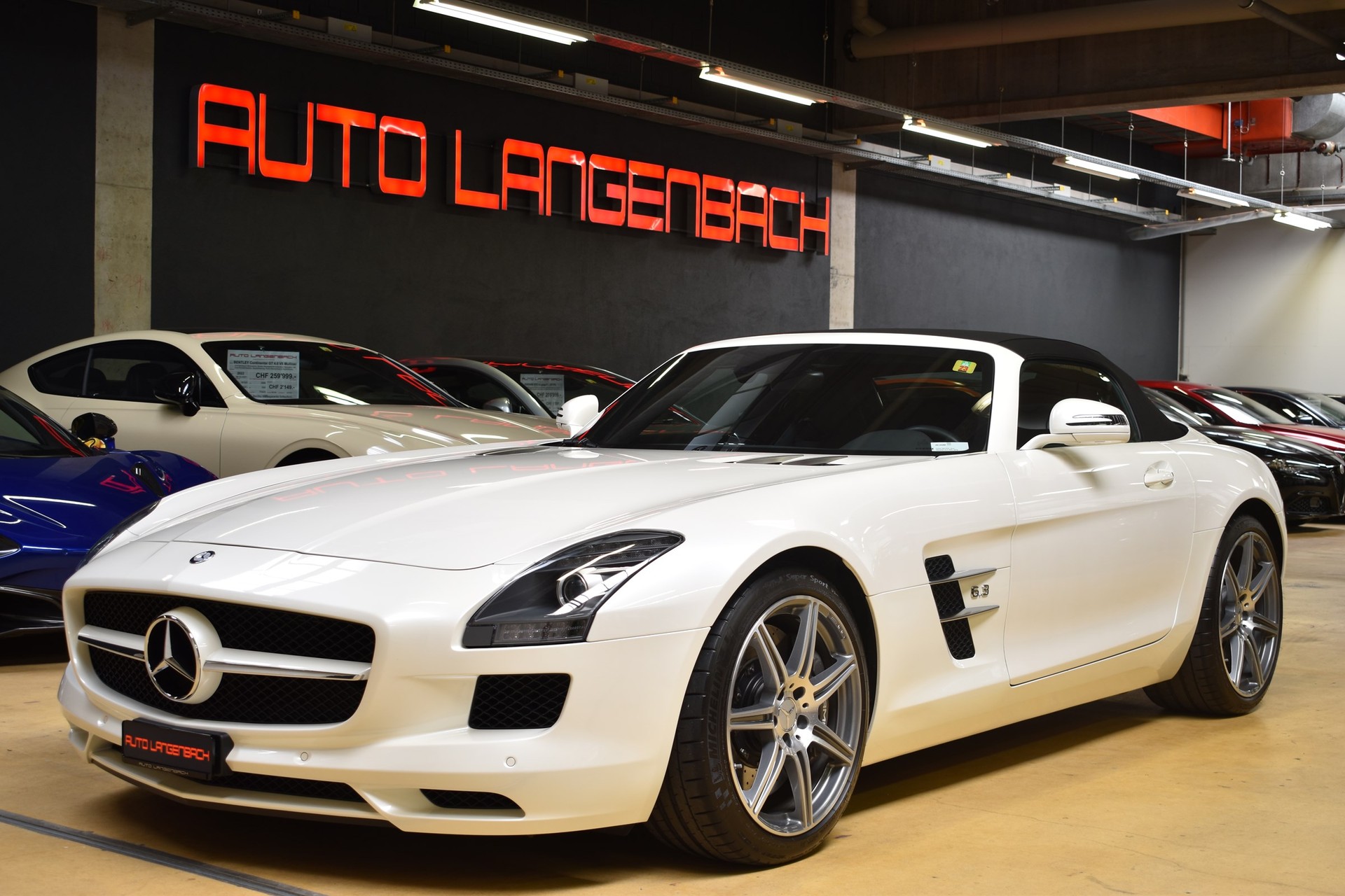 MERCEDES-BENZ SLS 63 AMG Speedshift-showroom-element-2