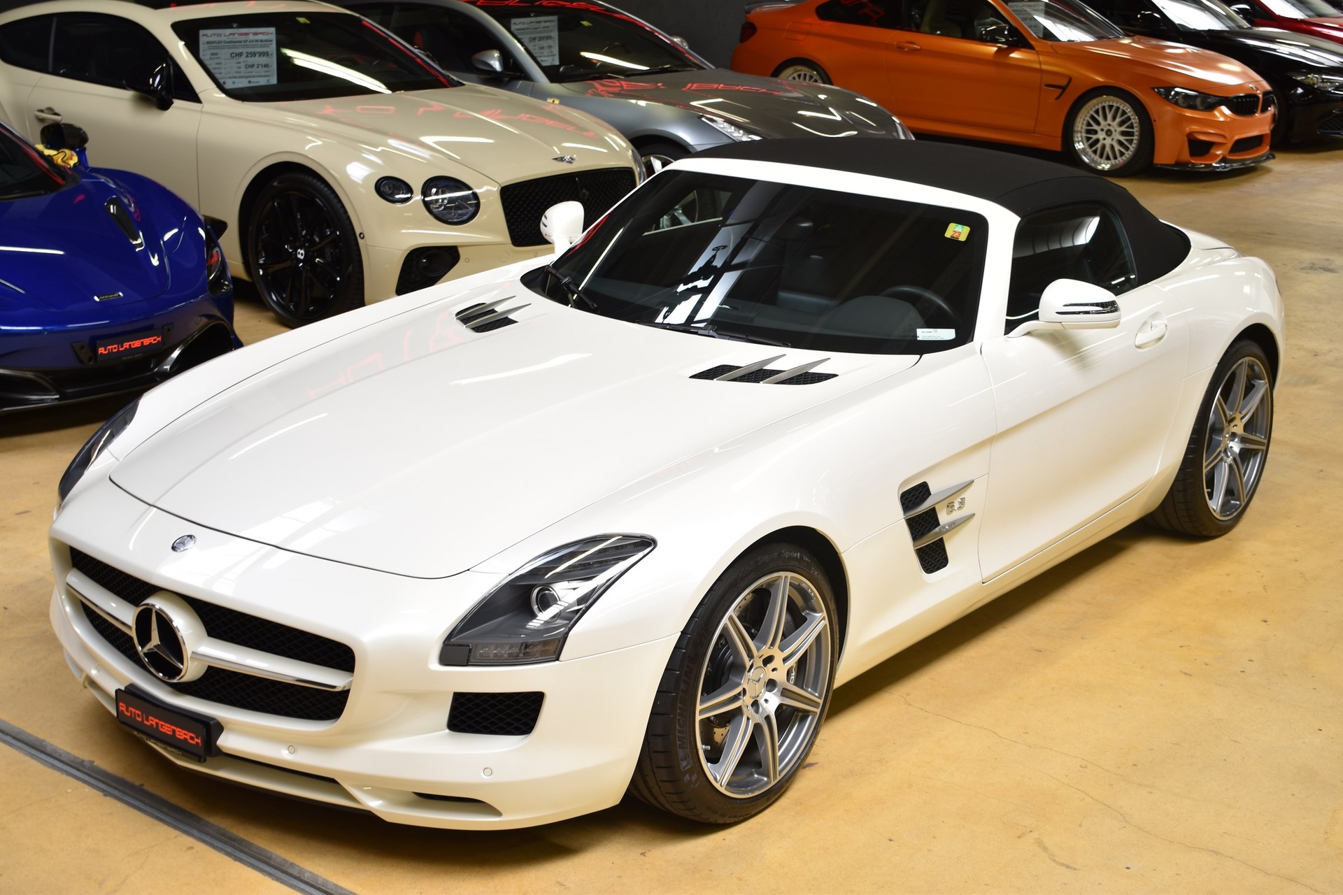 MERCEDES-BENZ SLS 63 AMG Speedshift-showroom-element-3