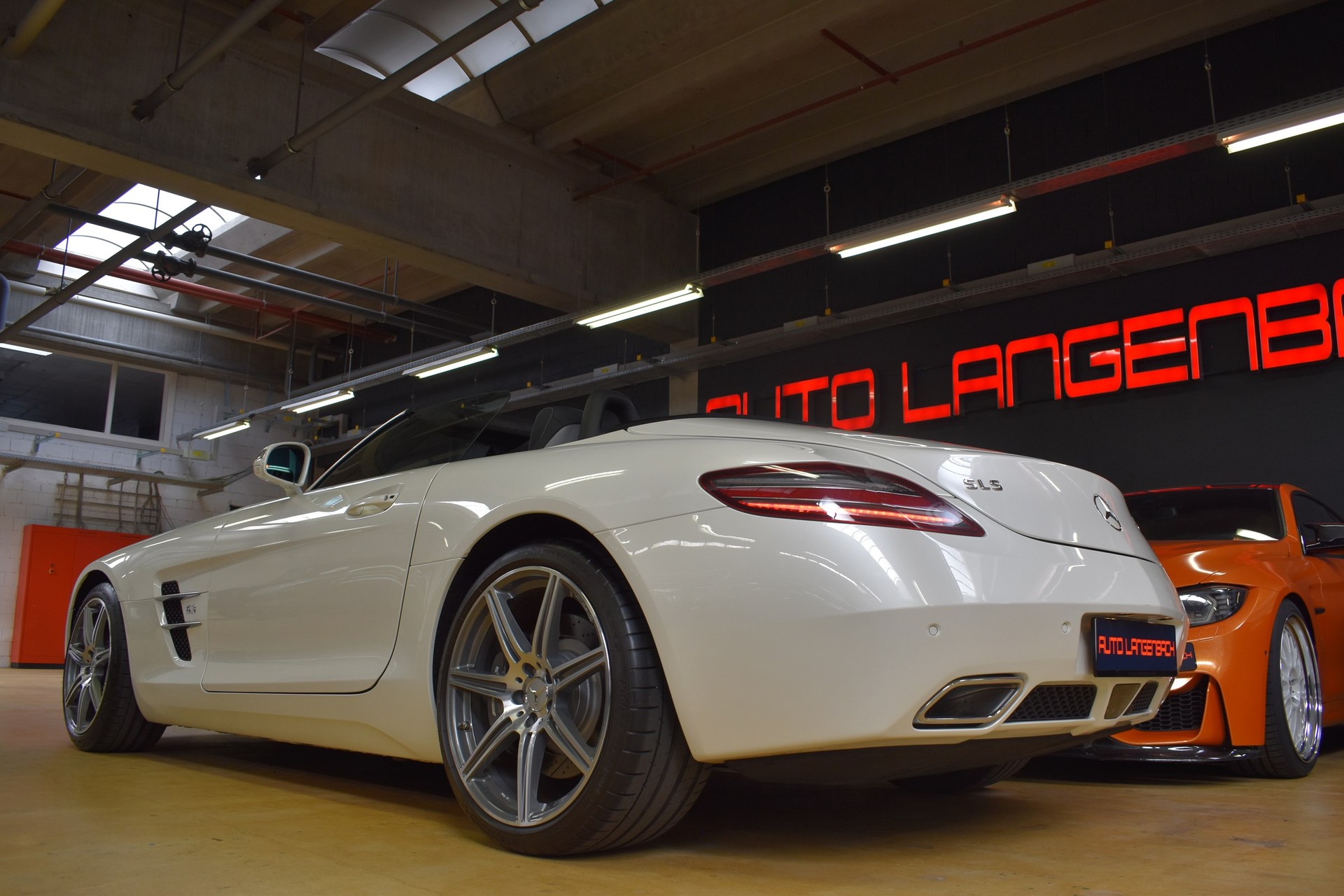 MERCEDES-BENZ SLS 63 AMG Speedshift-image-16