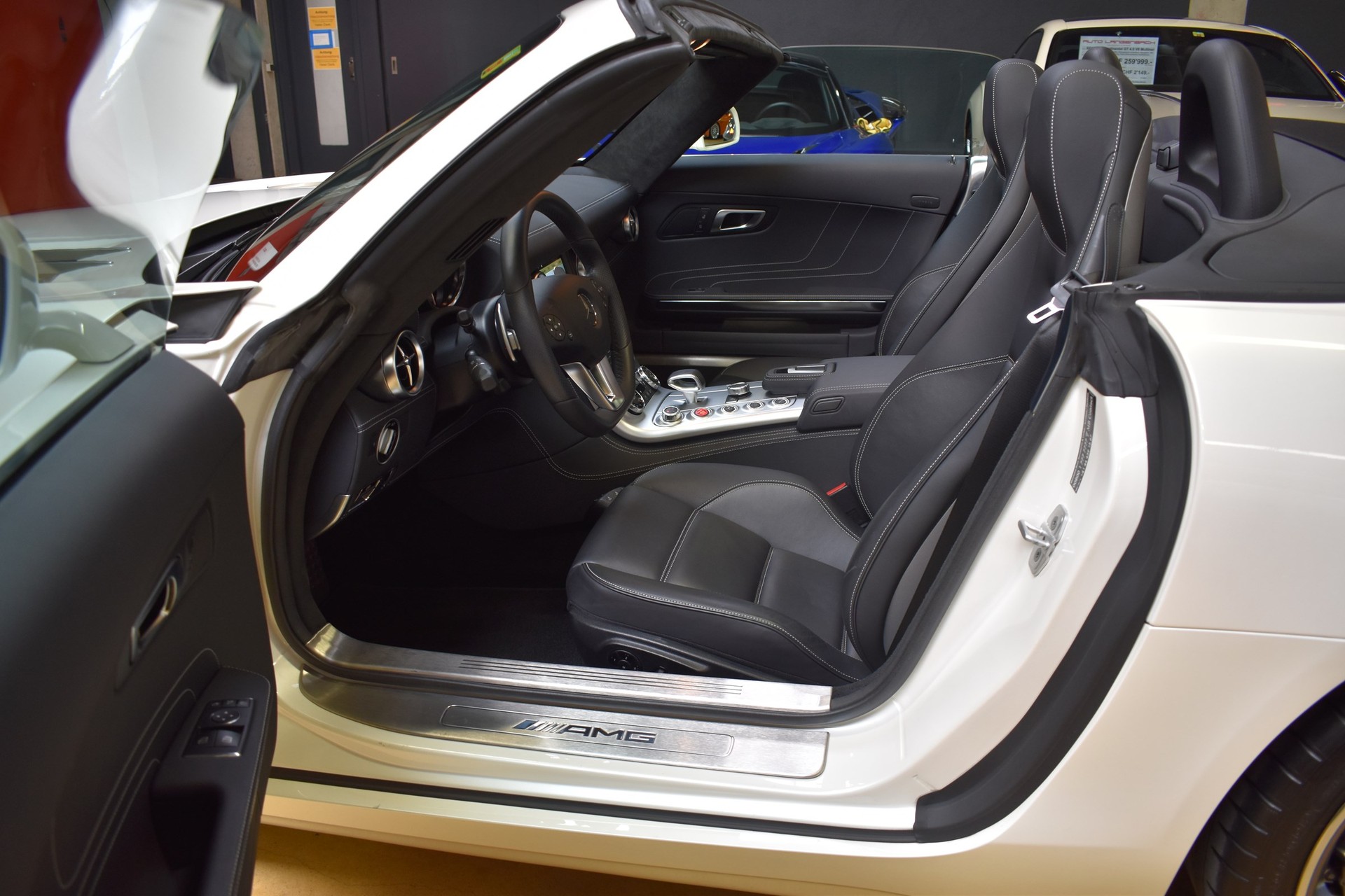 MERCEDES-BENZ SLS 63 AMG Speedshift-image-17