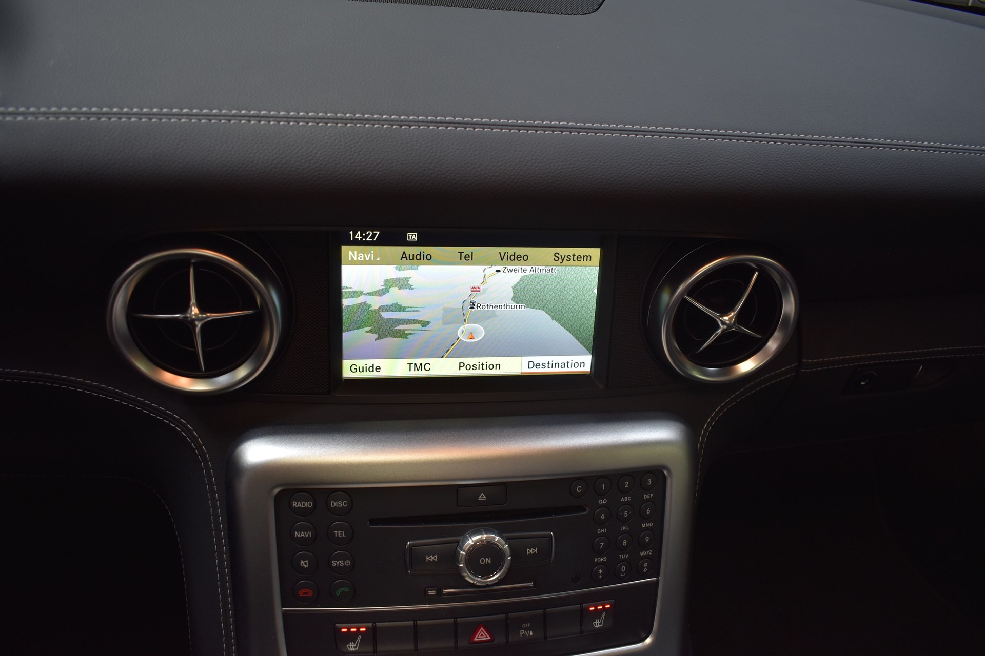 MERCEDES-BENZ SLS 63 AMG Speedshift-image-24