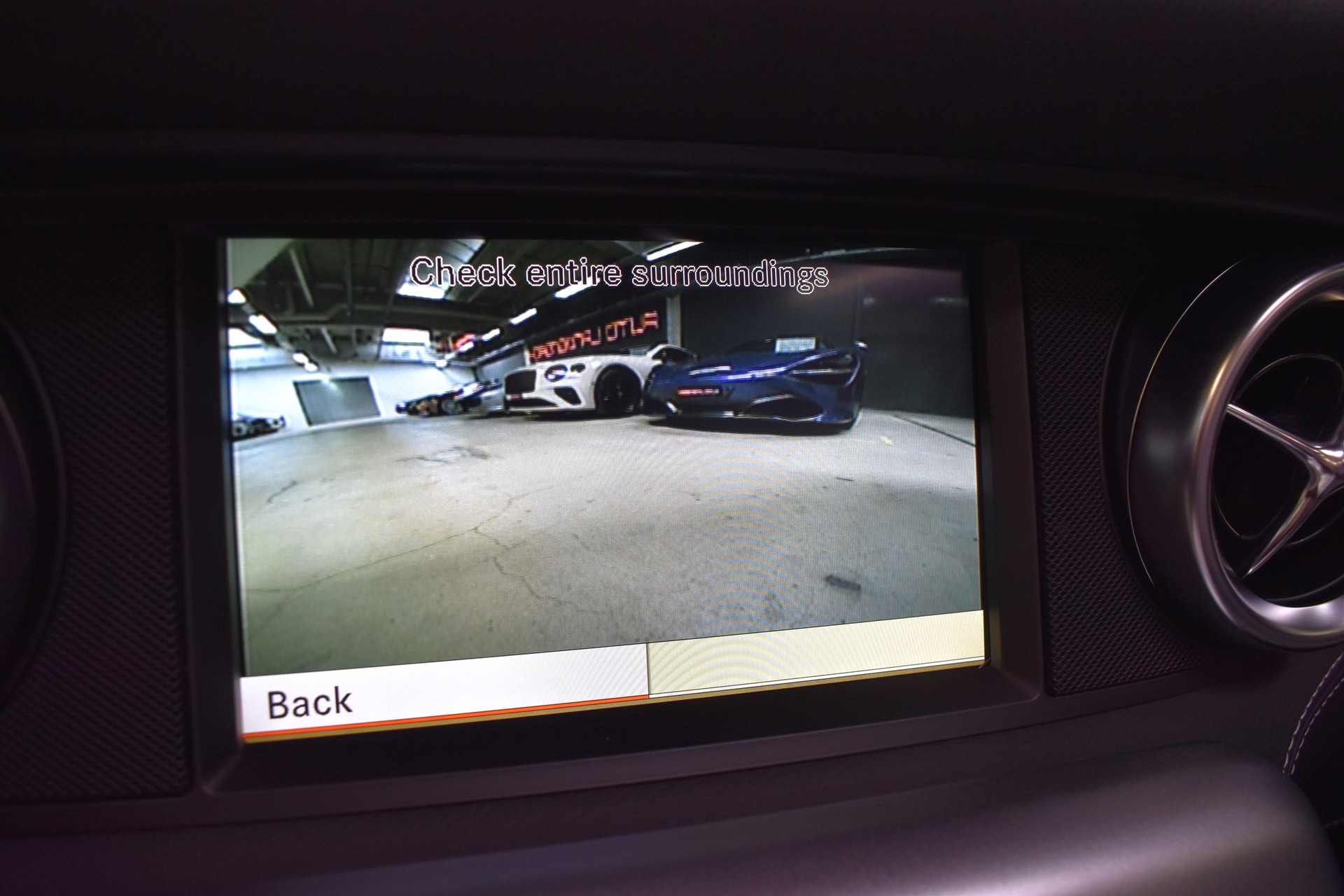 MERCEDES-BENZ SLS 63 AMG Speedshift-image-27