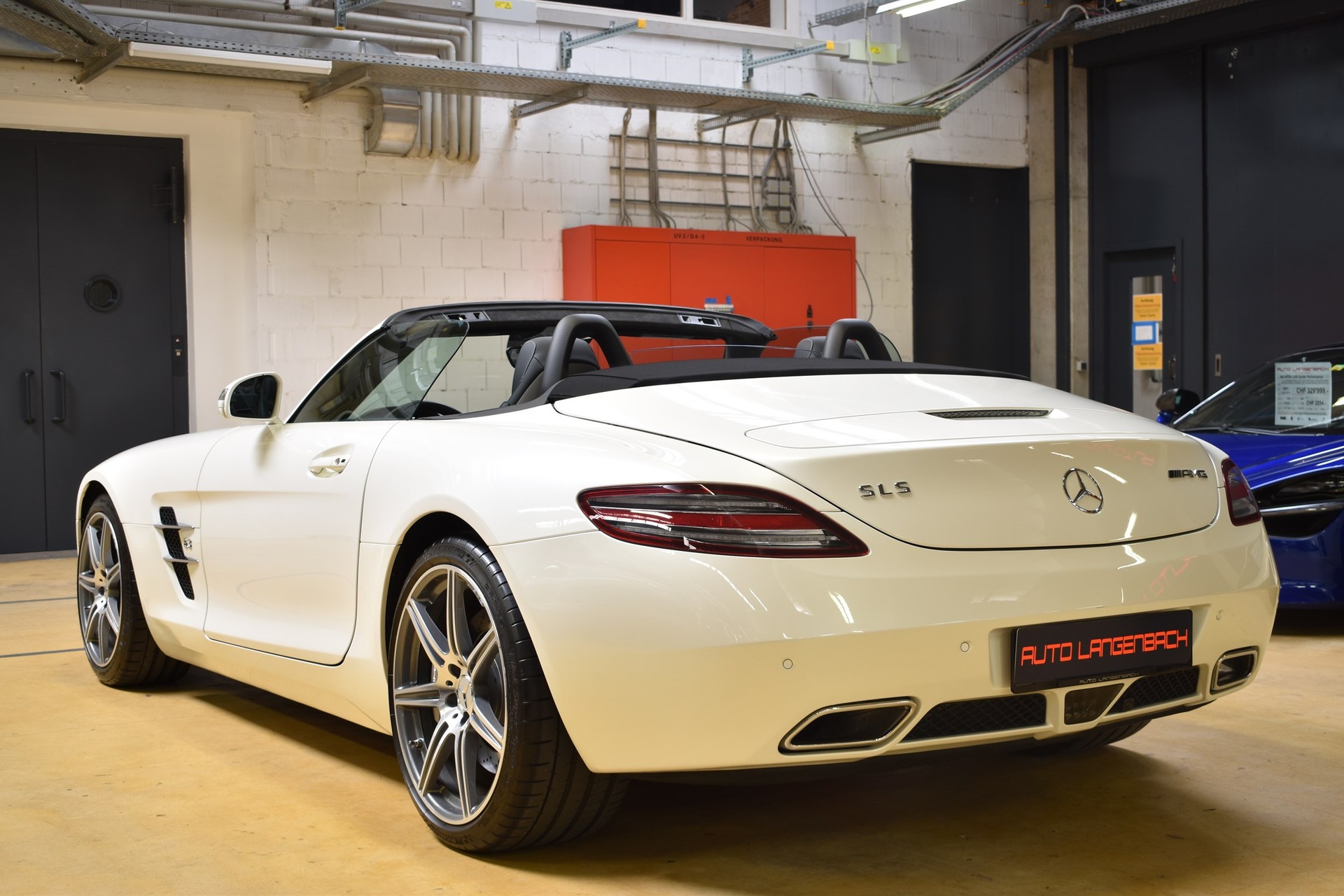 MERCEDES-BENZ SLS 63 AMG Speedshift-image-4