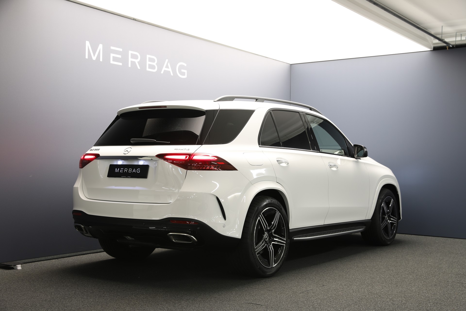 MERCEDES-BENZ GLE 580 4Matic 9G-Tronic-image-4
