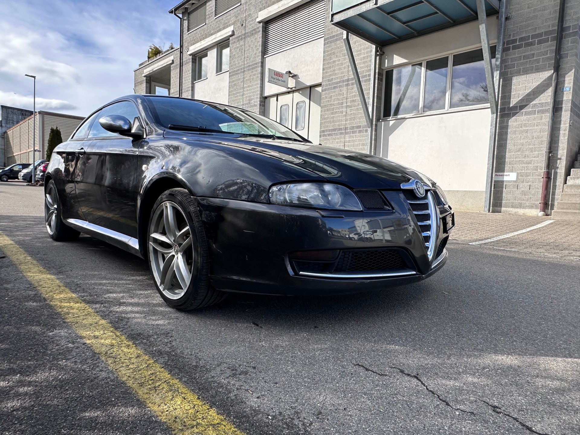 ALFA ROMEO GT 2.0 JTS Distinctive-image-1