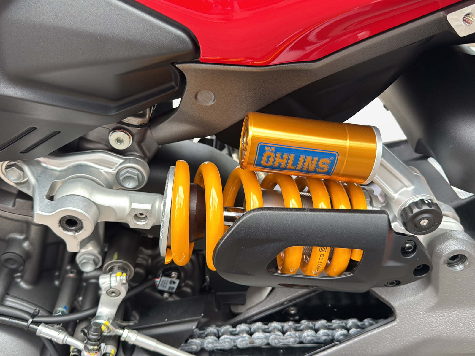 DUCATI Streetfighter V2 S-image-13