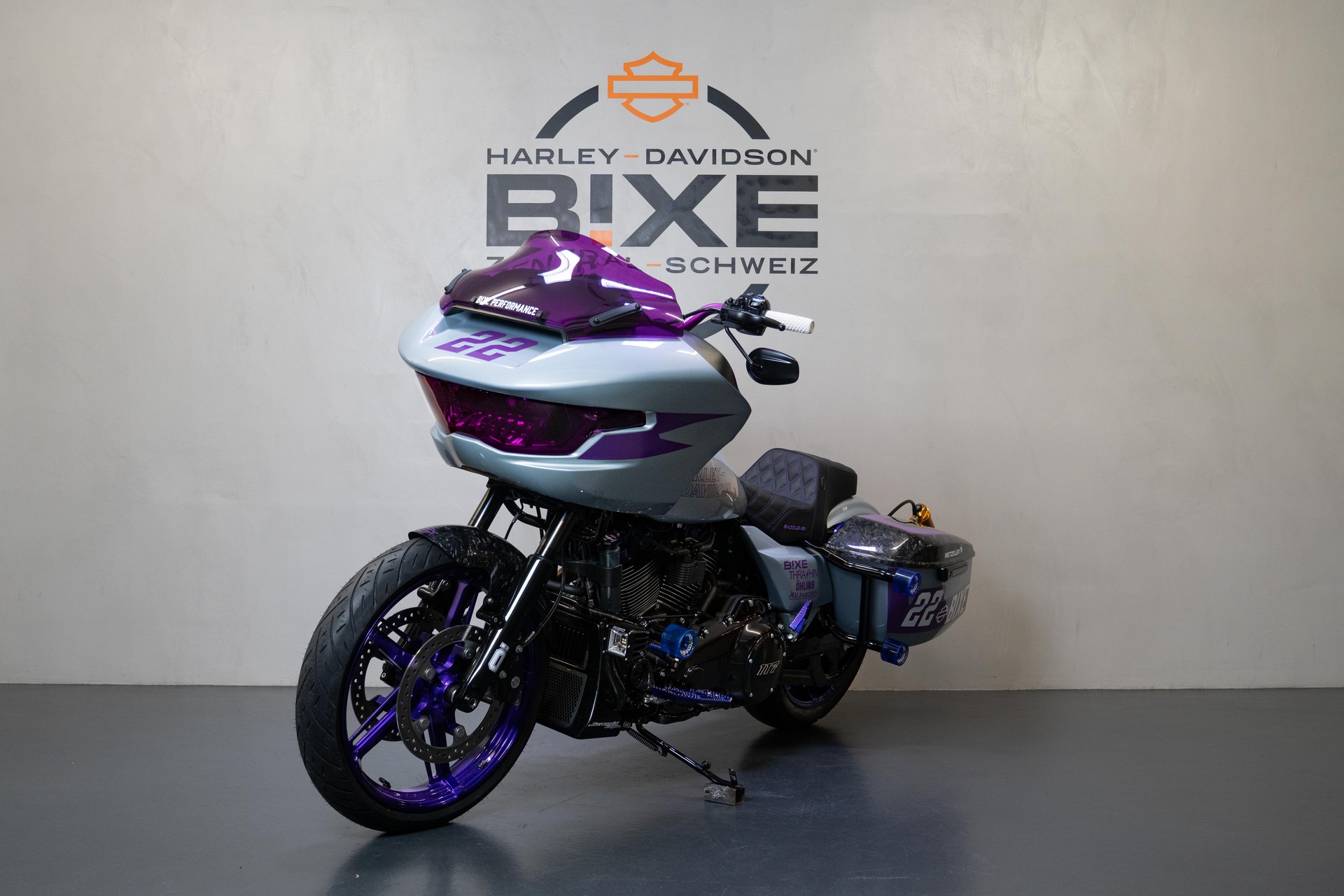 HARLEY-DAVIDSON FLTRX Road Glide Black Finish 117-image-2