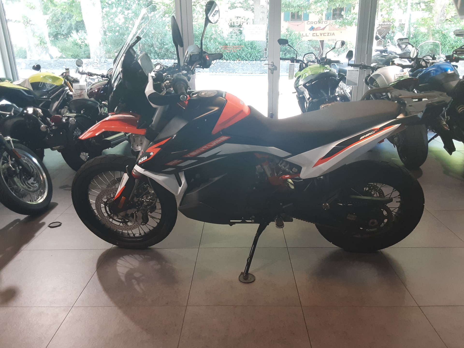 KTM 890 Adventure R-image-1