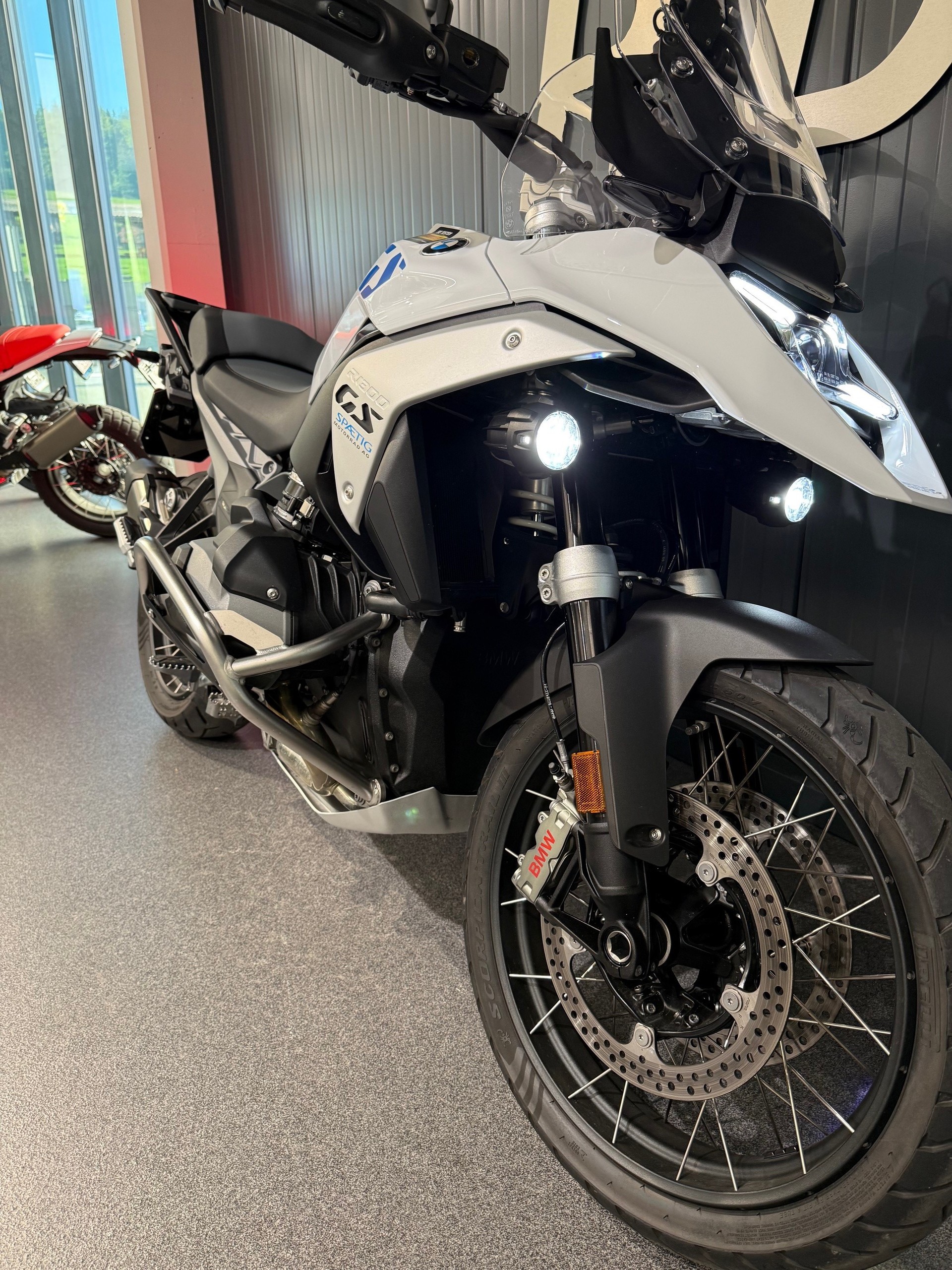 BMW R 1300 GS ASA-image-3