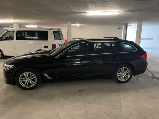 BMW 520d xDrive Touring Fleet Edition Steptronic-image-1