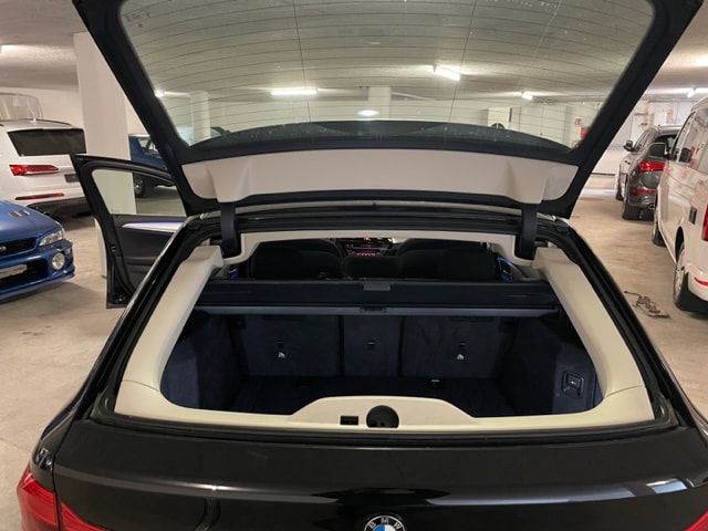 BMW 520d xDrive Touring Fleet Edition Steptronic-image-11
