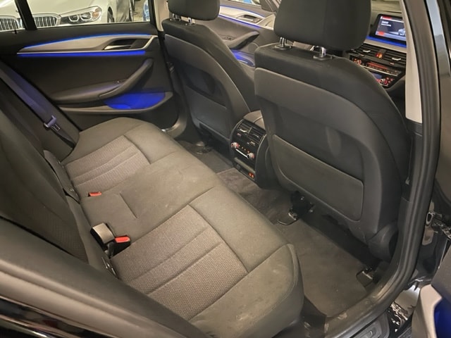 BMW 520d xDrive Touring Fleet Edition Steptronic-image-9