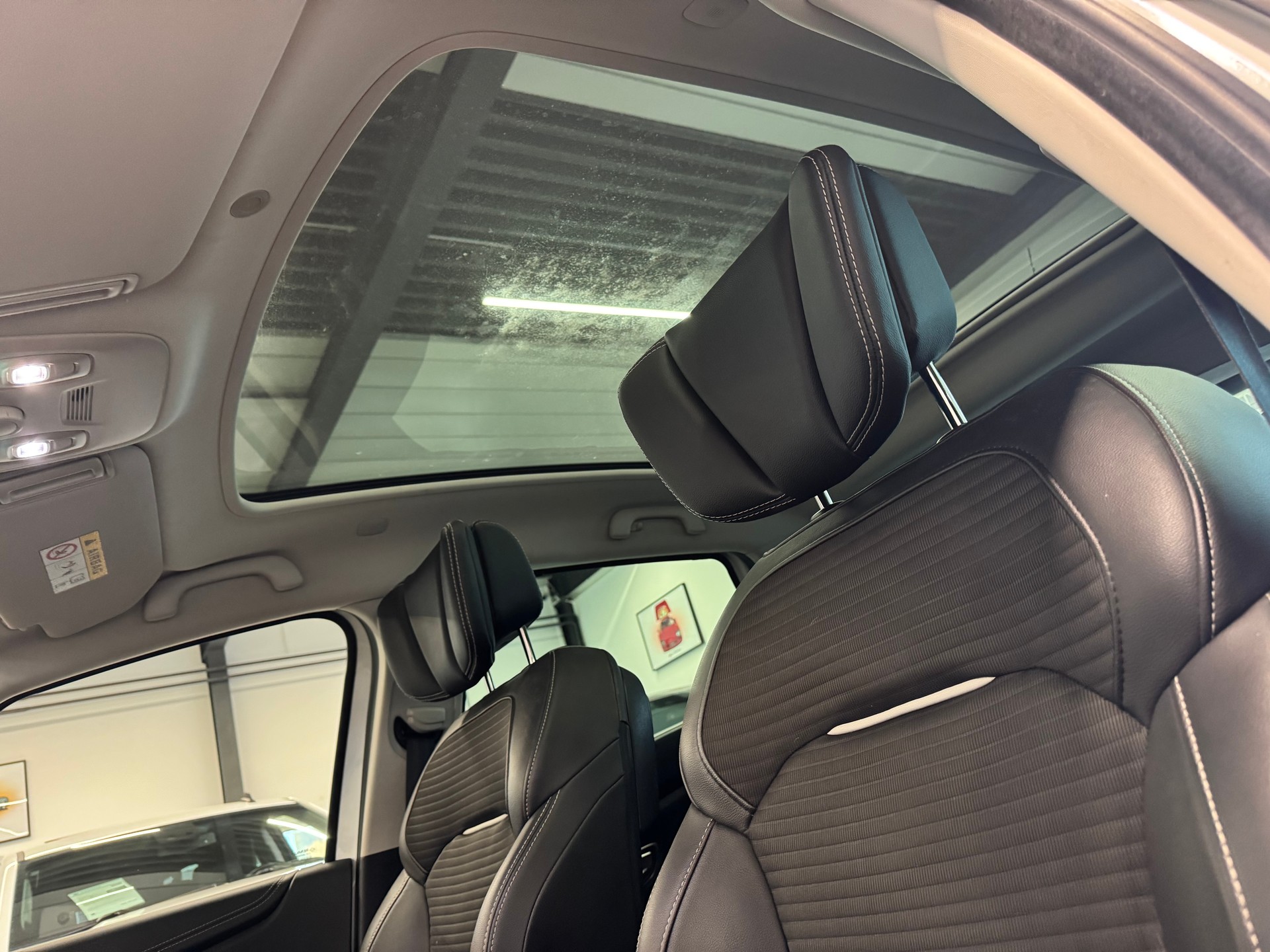 RENAULT Scénic 1.6 dCi Bose EDC-image-22