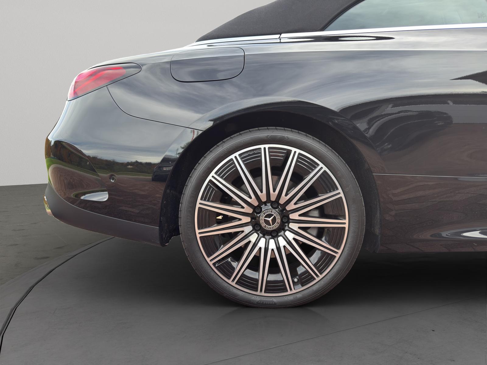 MERCEDES-BENZ CLE 450 Cabrio 4Matic 9G-Tronic-image-9