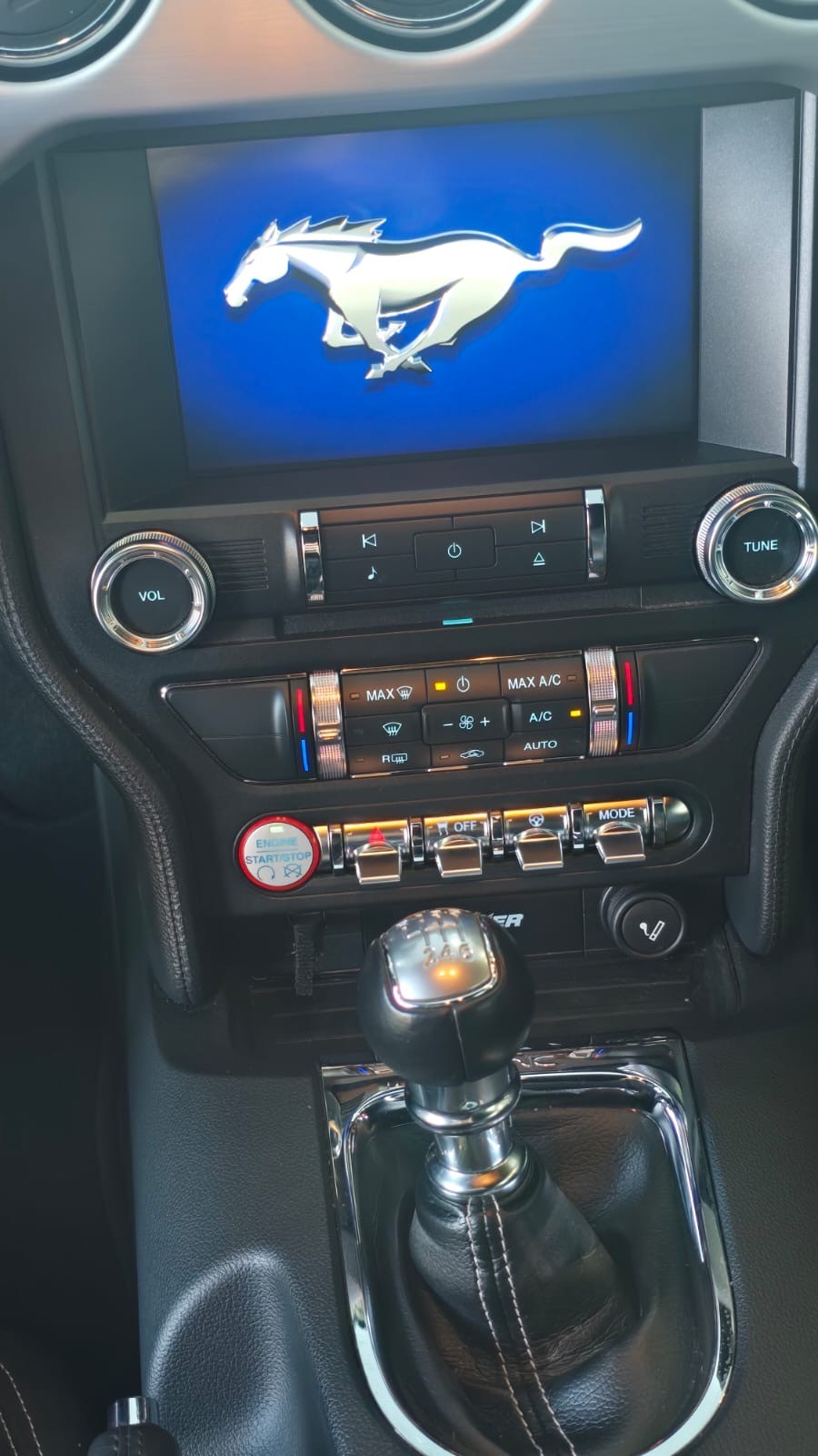 FORD Mustang Fastback 5.0 V8 GT Blue Edition-image-8