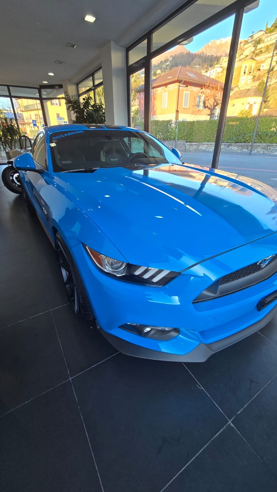 FORD Mustang Fastback 5.0 V8 GT Blue Edition-image-11