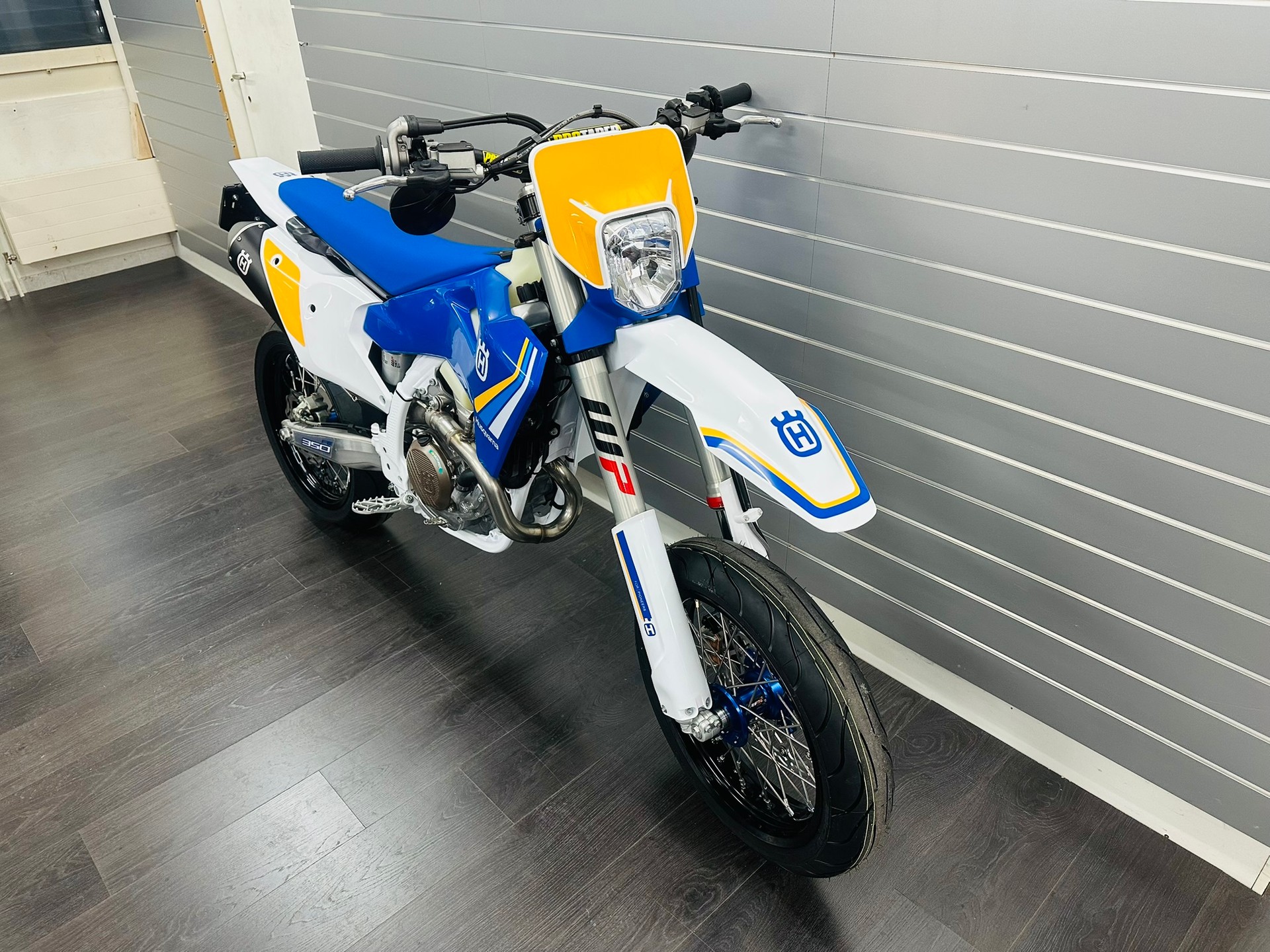 HUSQVARNA FE 350 Hertitage Supermoto-image-2