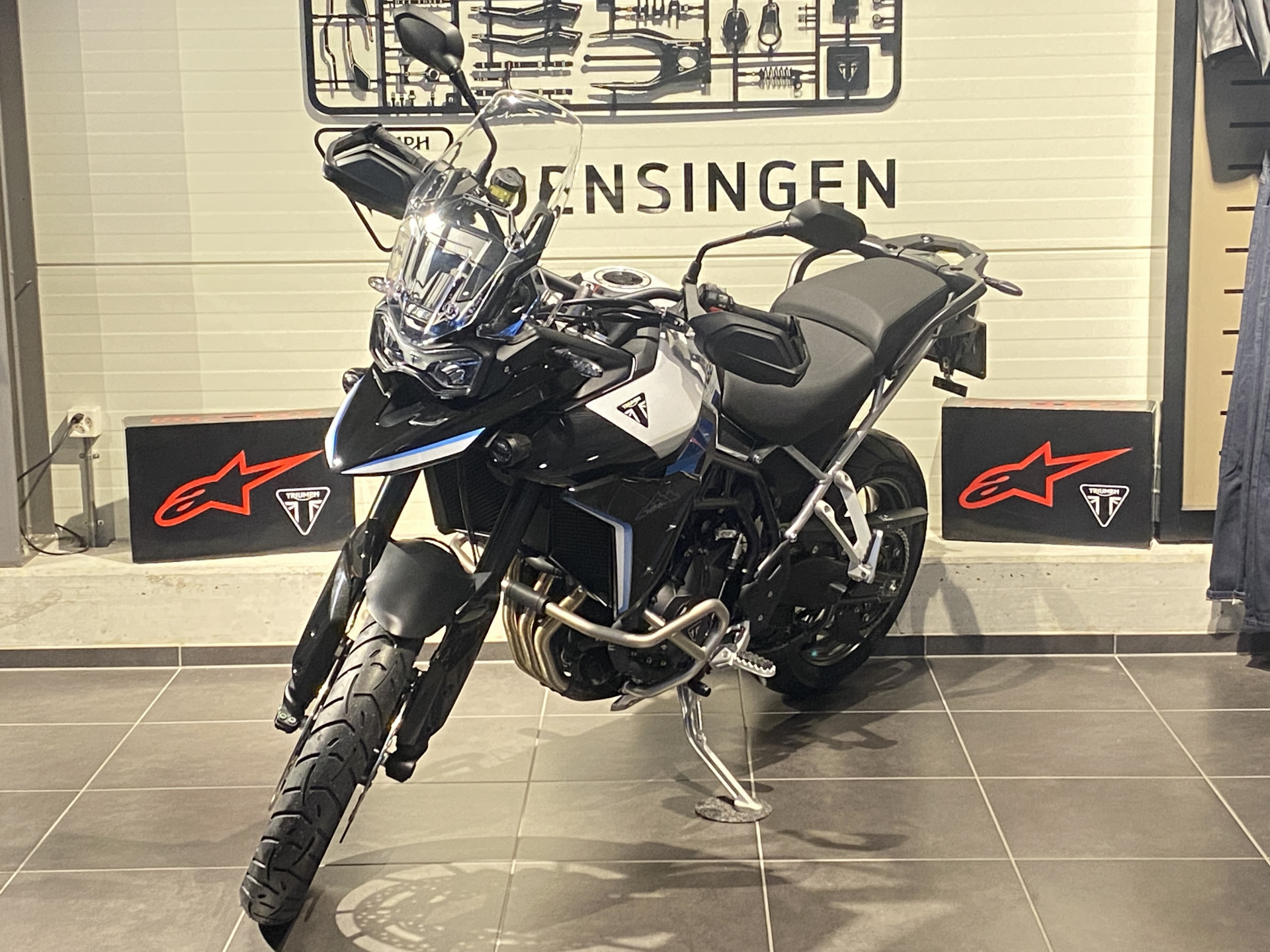 TRIUMPH Tiger 900 Alpine Edition (4.49 % Power Leasing - Gültig bis 30.06.2026)-image-1