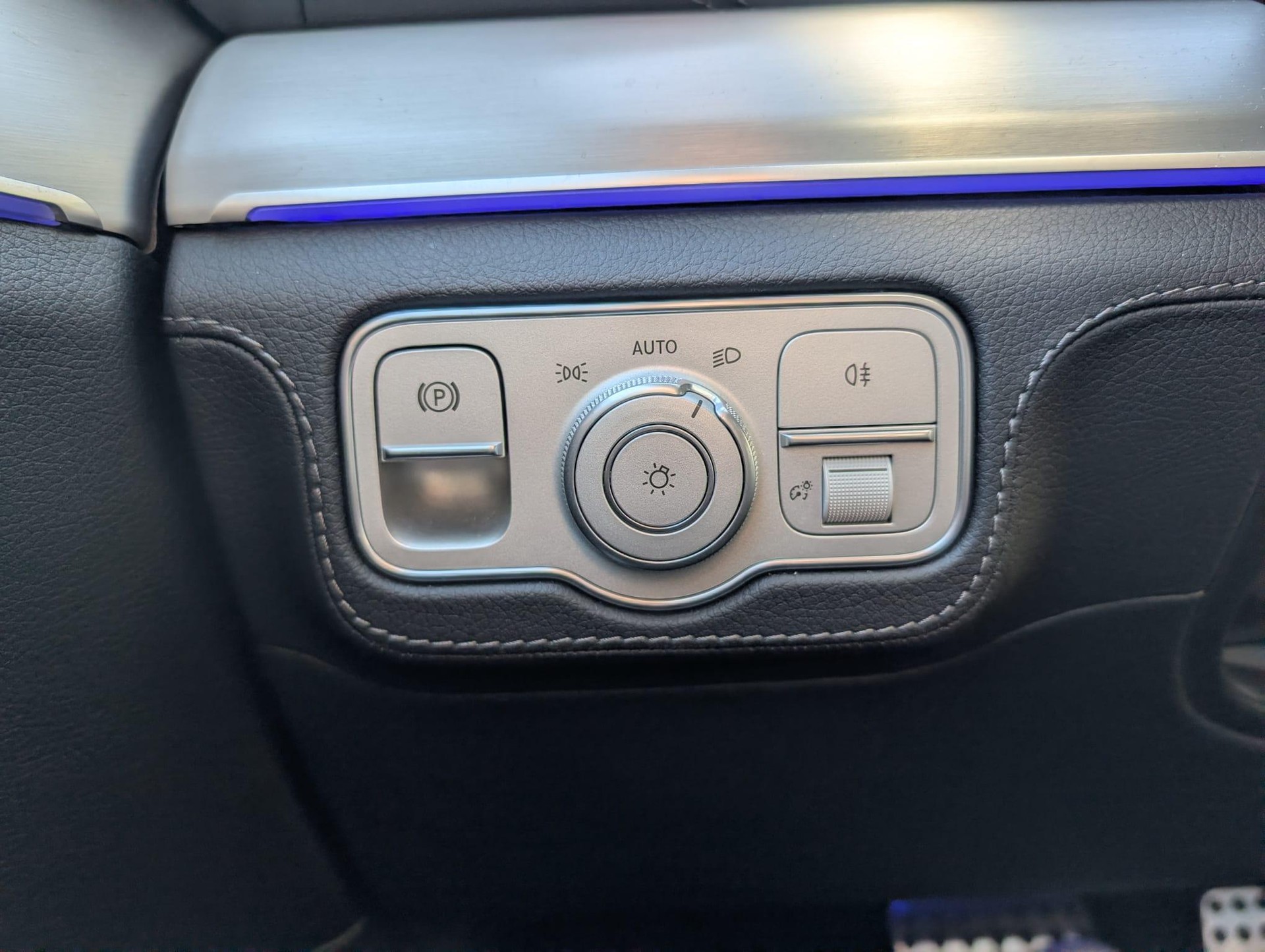 MERCEDES-BENZ GLE 53 AMG 4matic+-image-12