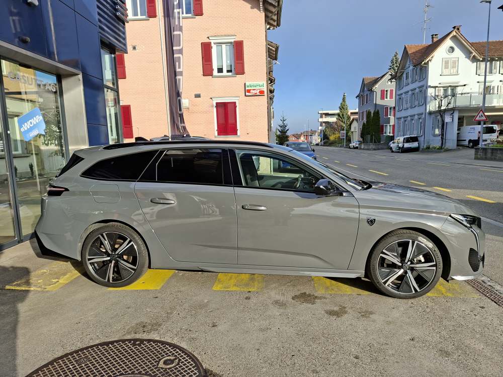 PEUGEOT 308 SW 1.6 PHEV 180 GT-image-5