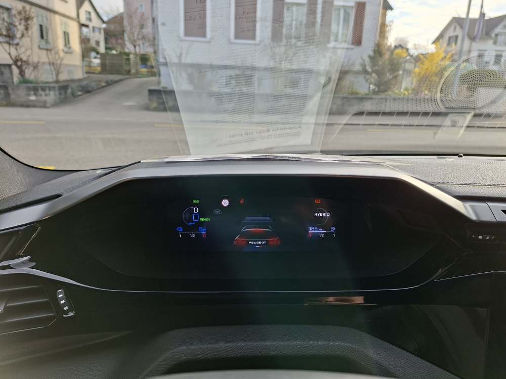 PEUGEOT 308 SW 1.6 PHEV 180 GT-image-20