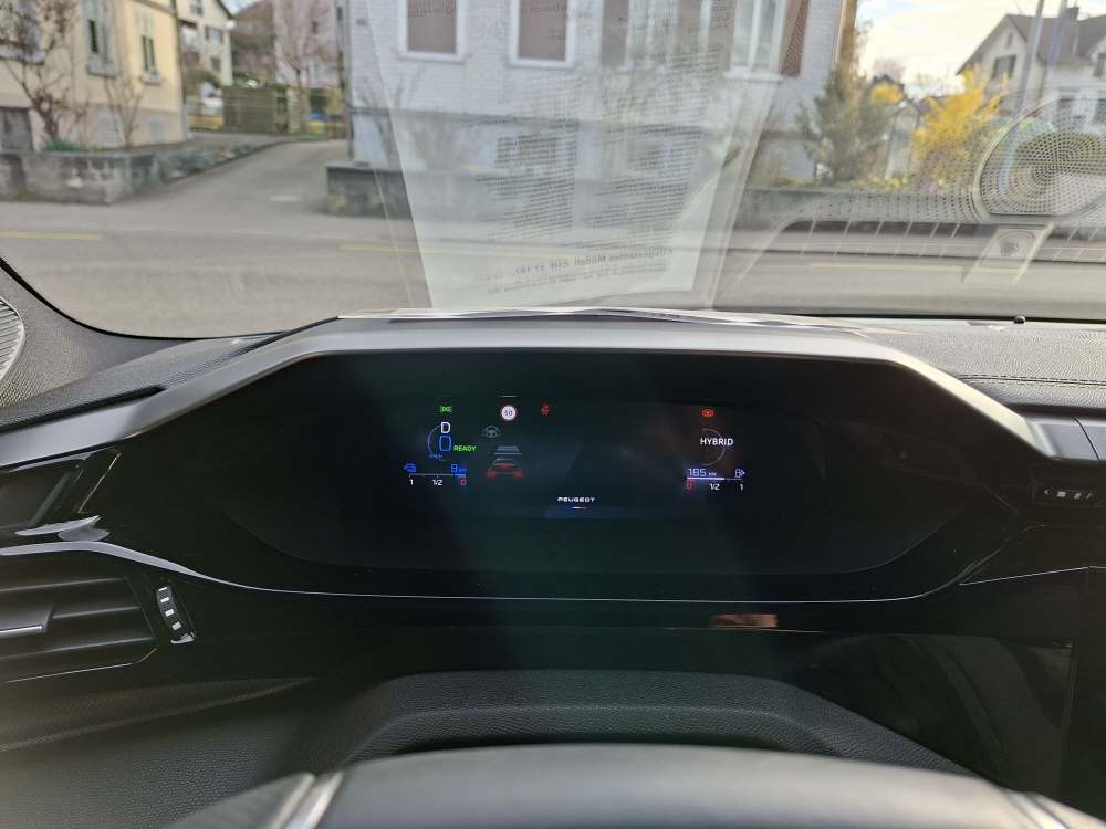 PEUGEOT 308 SW 1.6 PHEV 180 GT-image-23