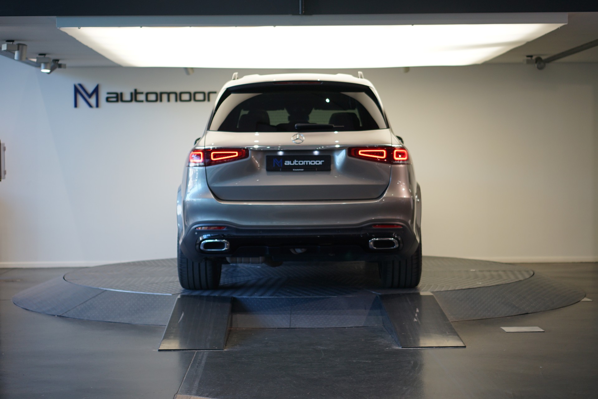 MERCEDES-BENZ GLS 400 d 4Matic AMG Line 9G-Tronic-image-5
