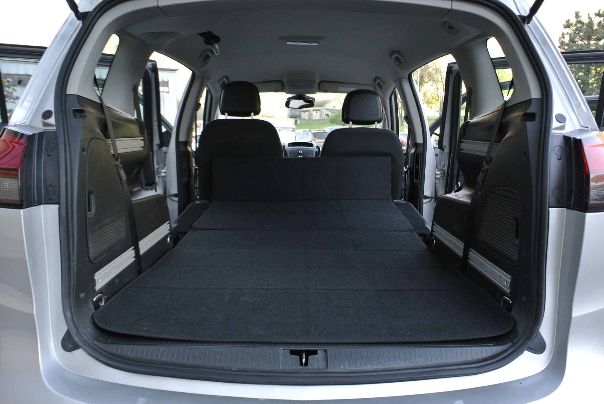 OPEL Zafira Tourer 1.6i 16V CNG Turbo Active Edition-image-31