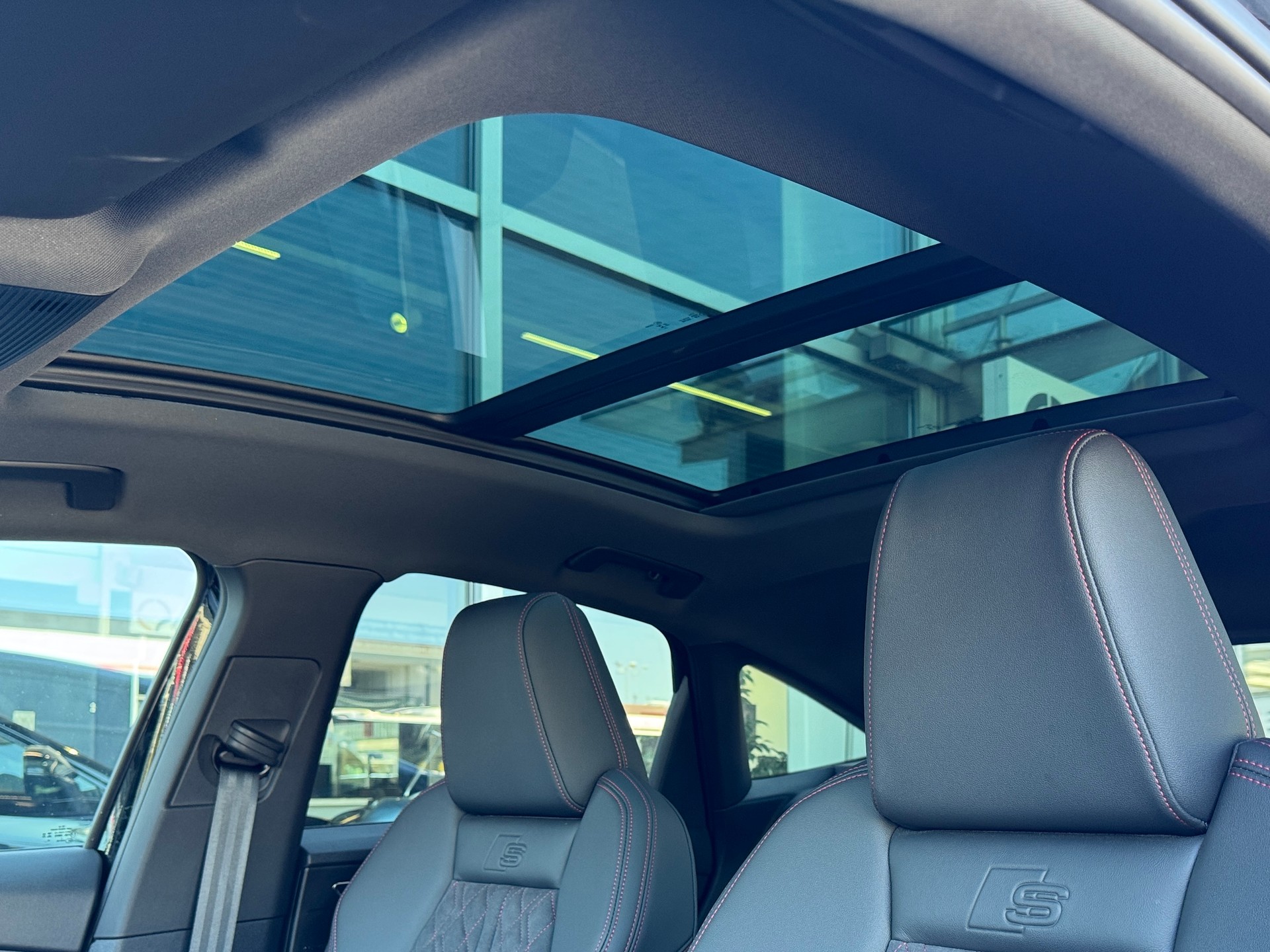 AUDI Q4 Sportback e-tron 45 Edition Swiss Ski quattro-image-14