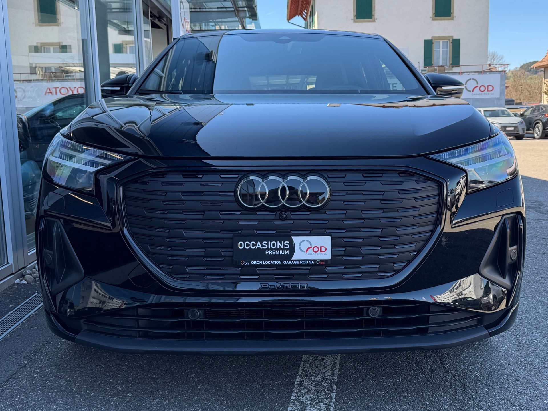 AUDI Q4 Sportback e-tron 45 Edition Swiss Ski quattro-showroom-element-2