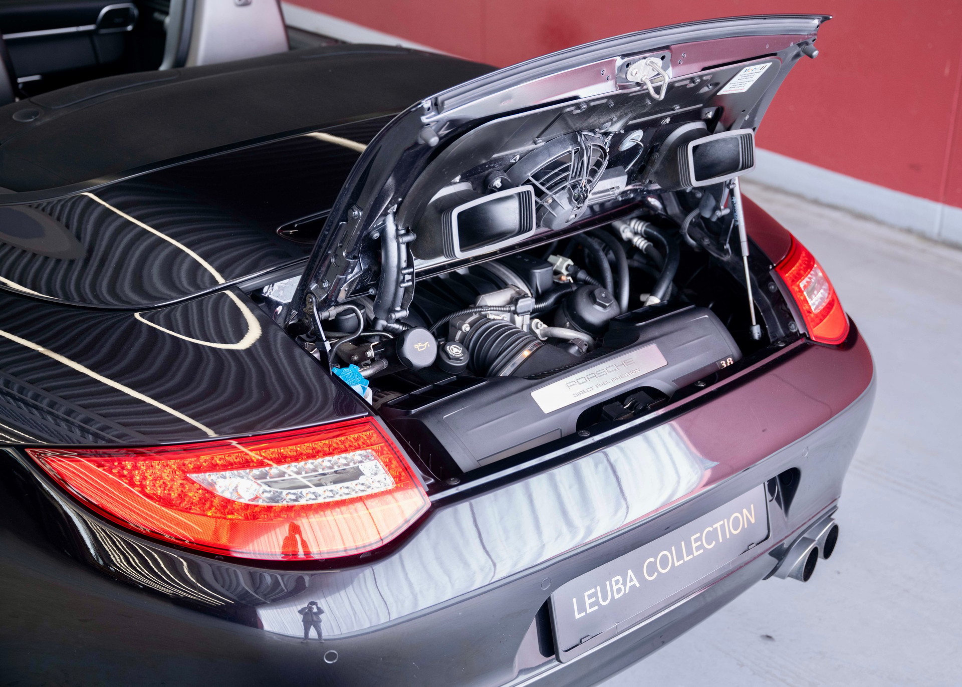 PORSCHE 911 Cabrio Carrera S (2nd hand, manual transmission, fantastic condition, low mileage, Porsche Exclusive options)-image-16