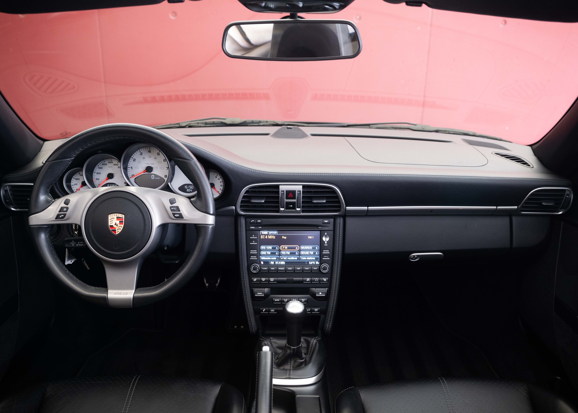 PORSCHE 911 Cabrio Carrera S (2nd hand, manual transmission, fantastic condition, low mileage, Porsche Exclusive options)-image-17