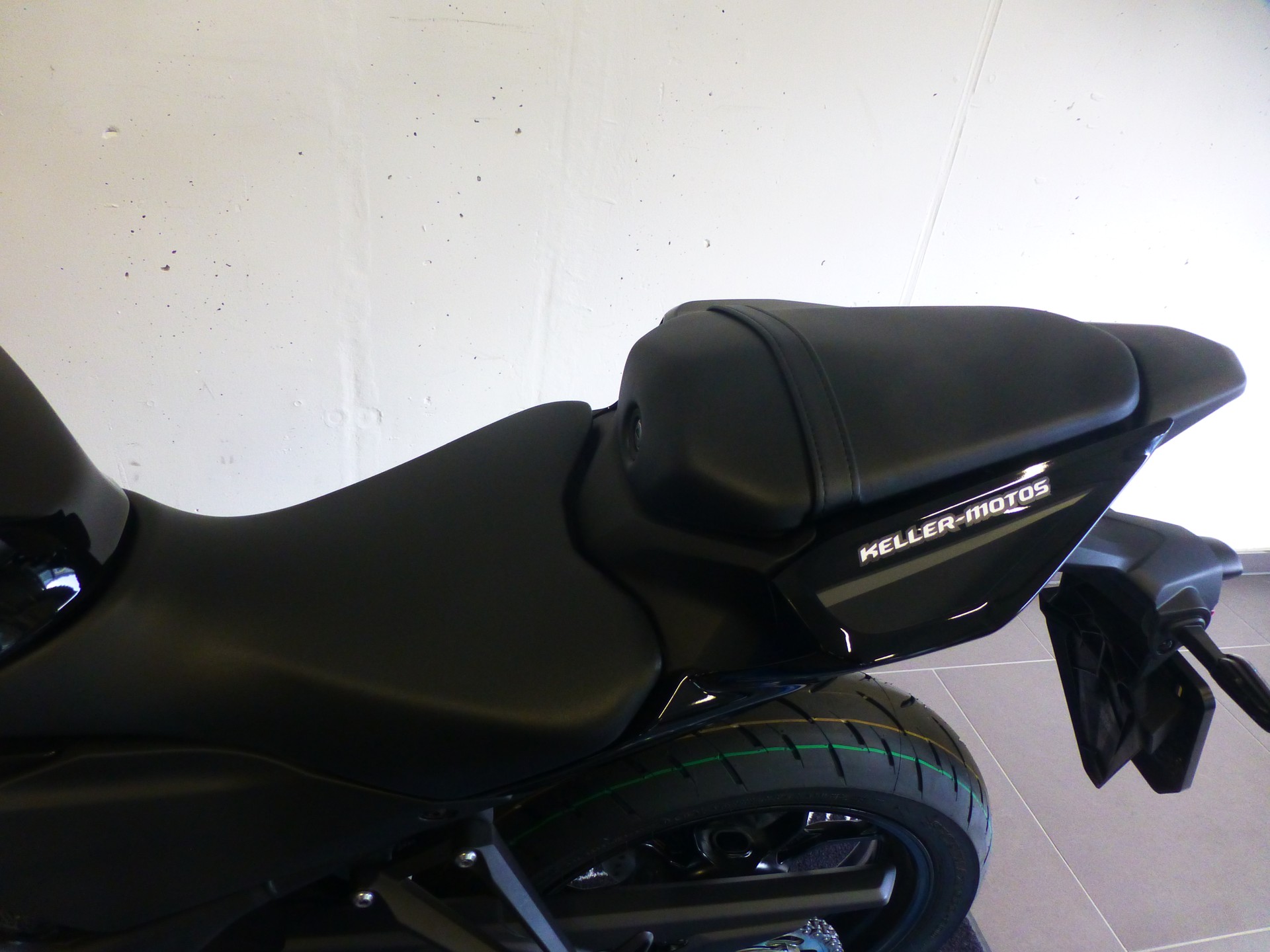 YAMAHA YZF-R3-image-5