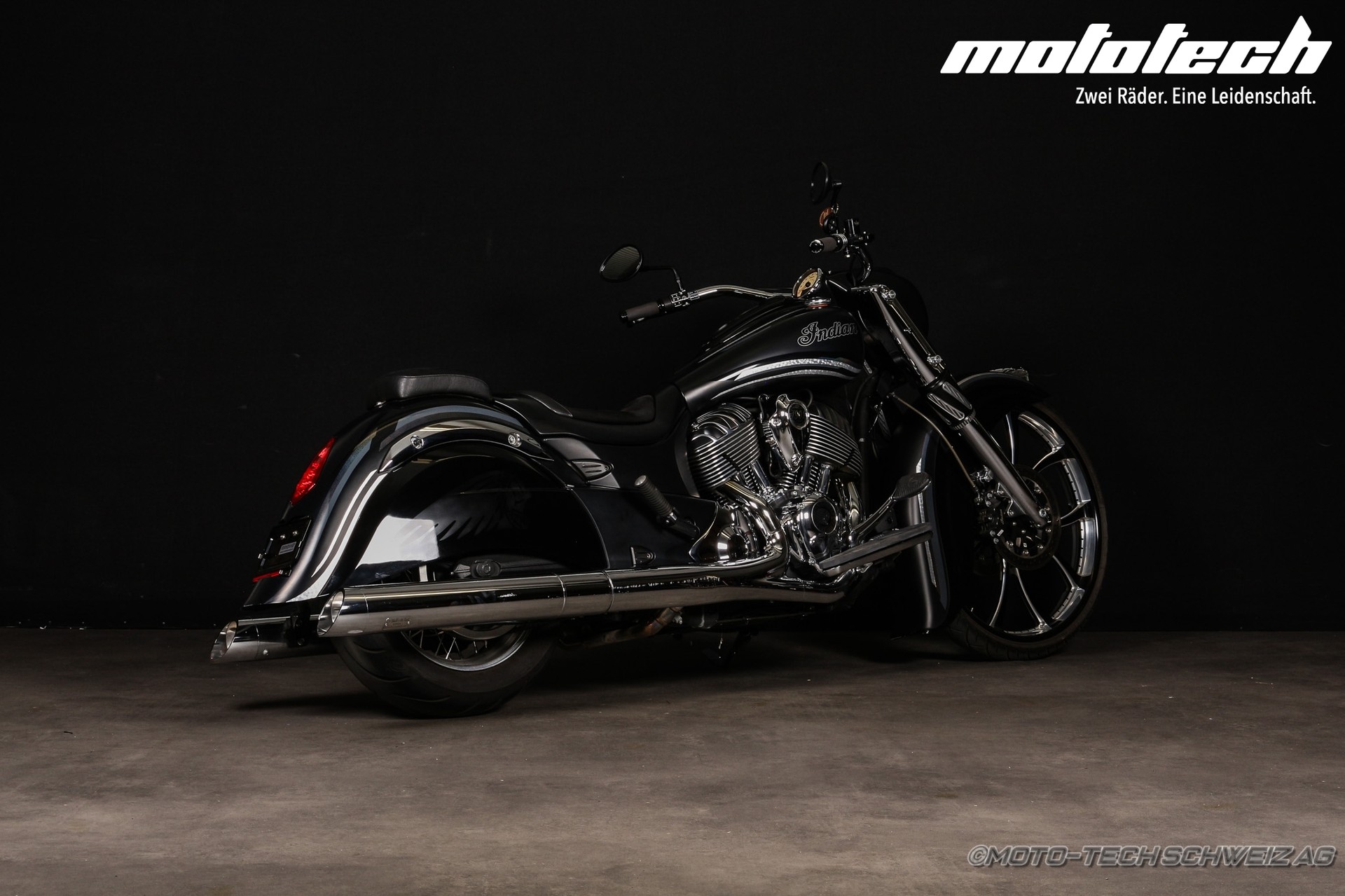 INDIAN Chief Classic-image-1