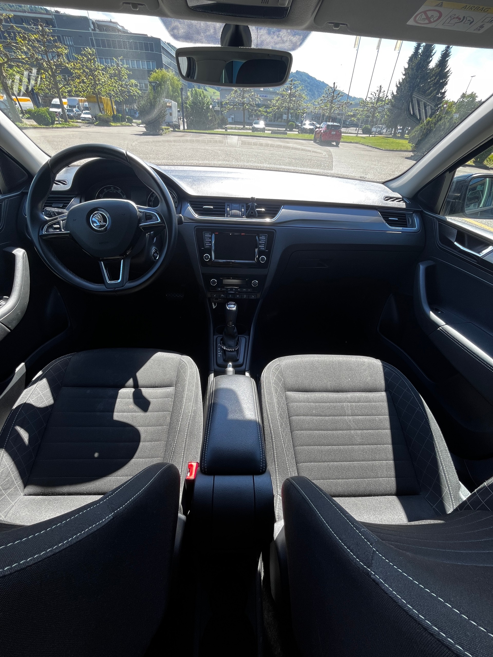 SKODA 1.4 TSI Ambition DSG-image-3
