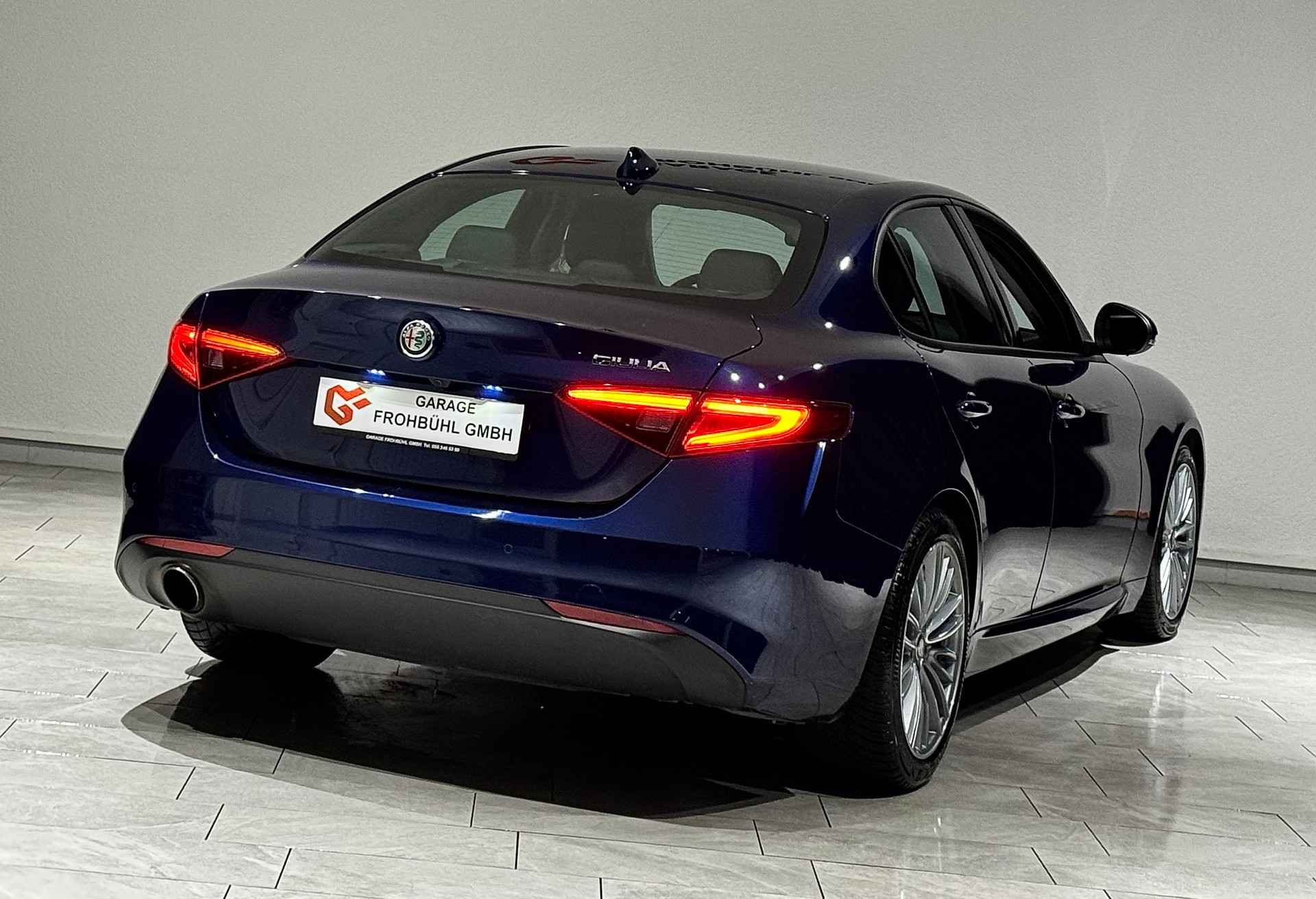 ALFA ROMEO Giulia 2.0 Super Automatic | CH |-showroom-element-3